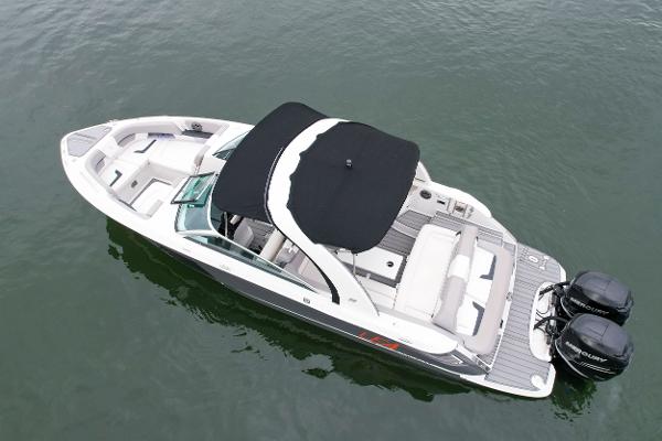 30' Four Winns, Listing Number 100914313, - Photo No. 3