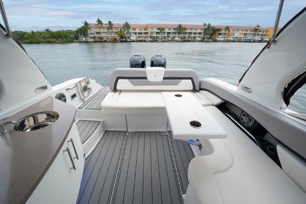 30' Four Winns, Listing Number 100914313, - Photo No. 23