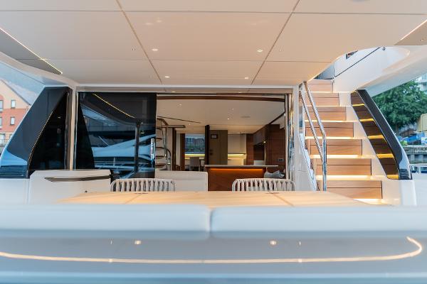 Princess Motor Yacht Sales - Used Princess X80