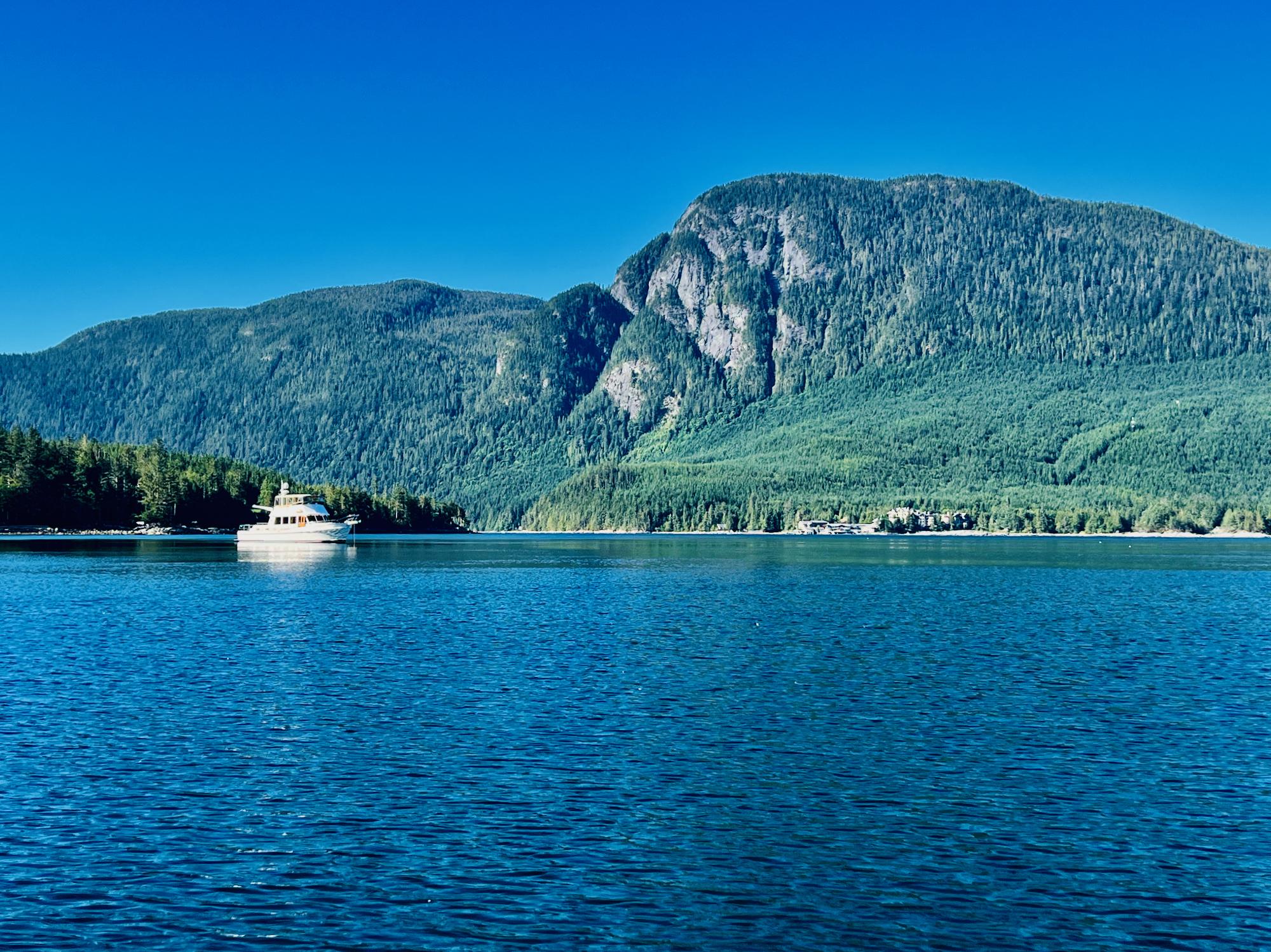 Grand Banks 47 Heritage CL 2009 in Sidney, BC Offered by Grand Yachts