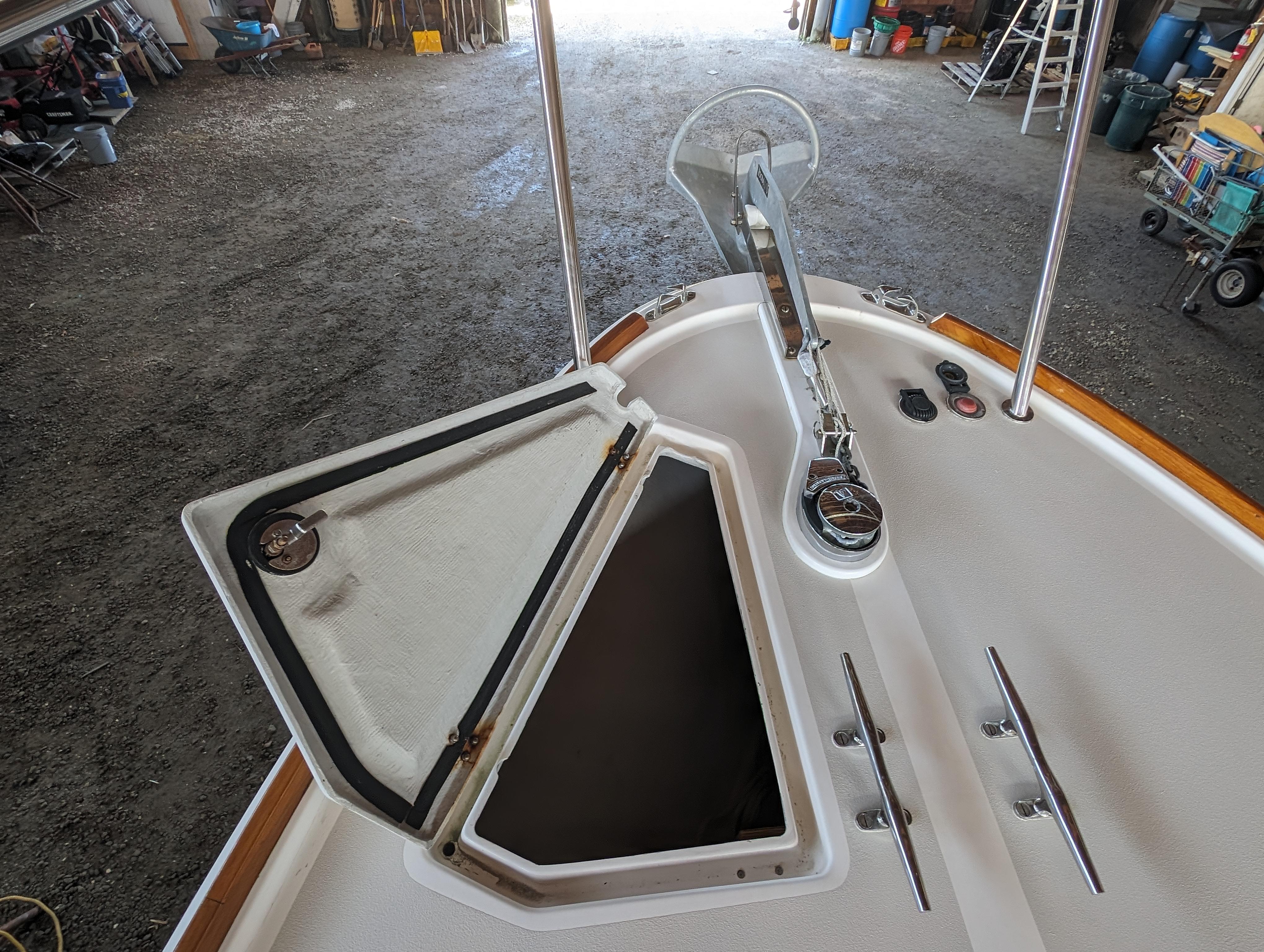 Hunt Yachts-Surfhunter 33 2006-Wilbury NY-US-Hunt Surf Hunter 33 Wilbury-9496692 | Thumbnail