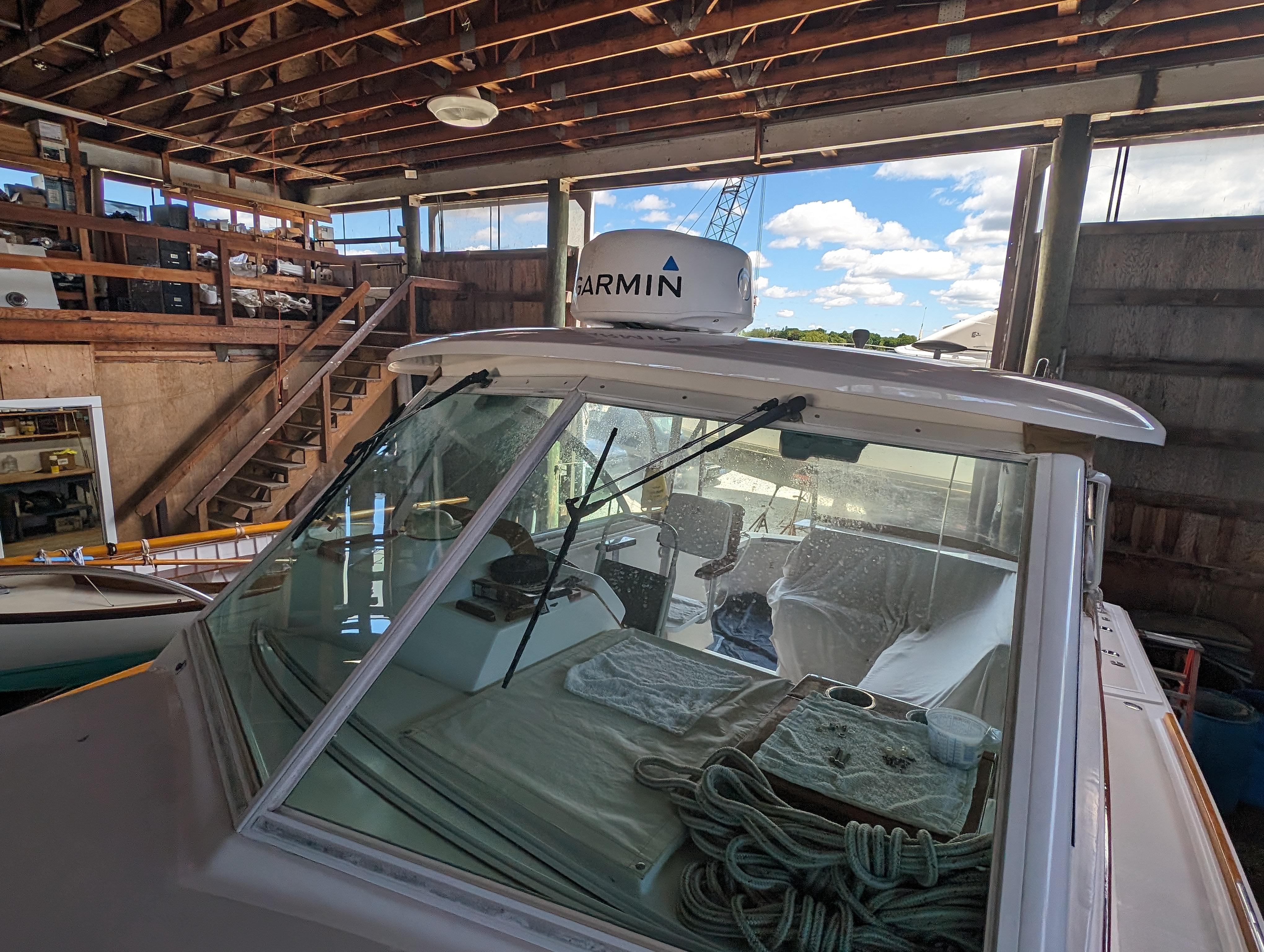 Hunt Yachts-Surfhunter 33 2006-Wilbury NY-US-Hunt Surf Hunter 33 Wilbury-9496692 | Thumbnail