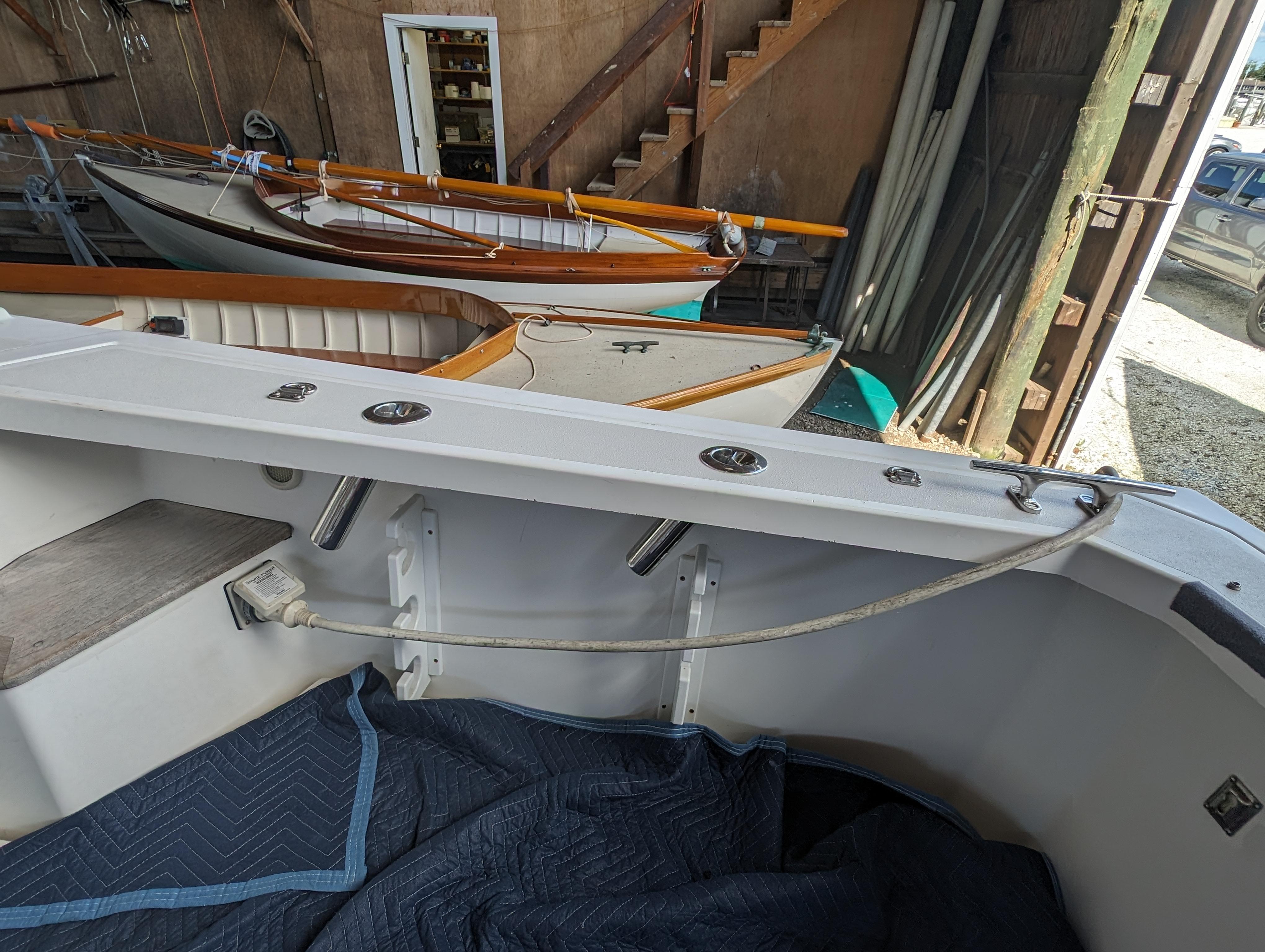 Hunt Yachts-Surfhunter 33 2006-Wilbury NY-US-Hunt Surf Hunter 33 Wilbury-9496692 | Thumbnail