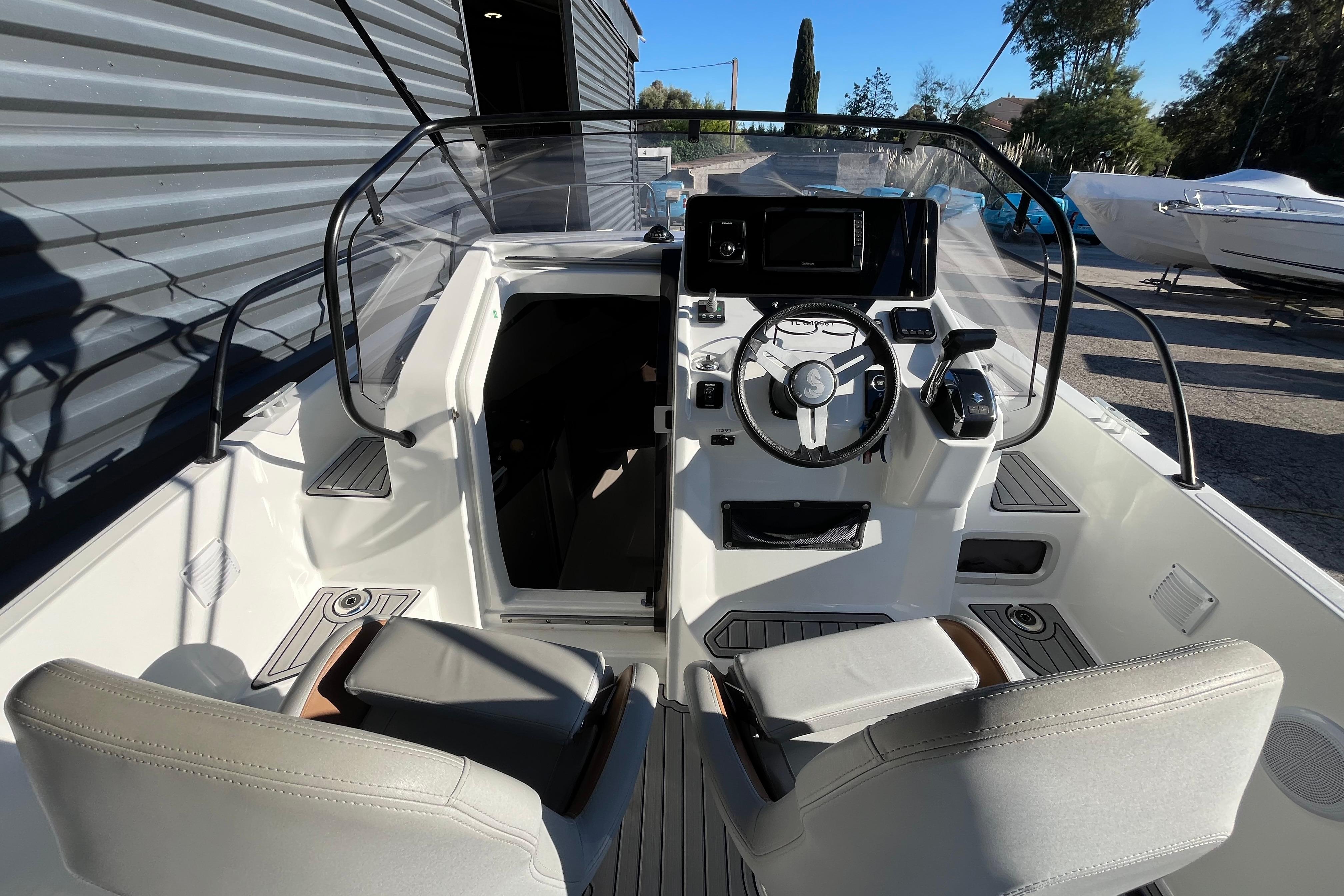 Beneteau Flyer 8 SUNdeck