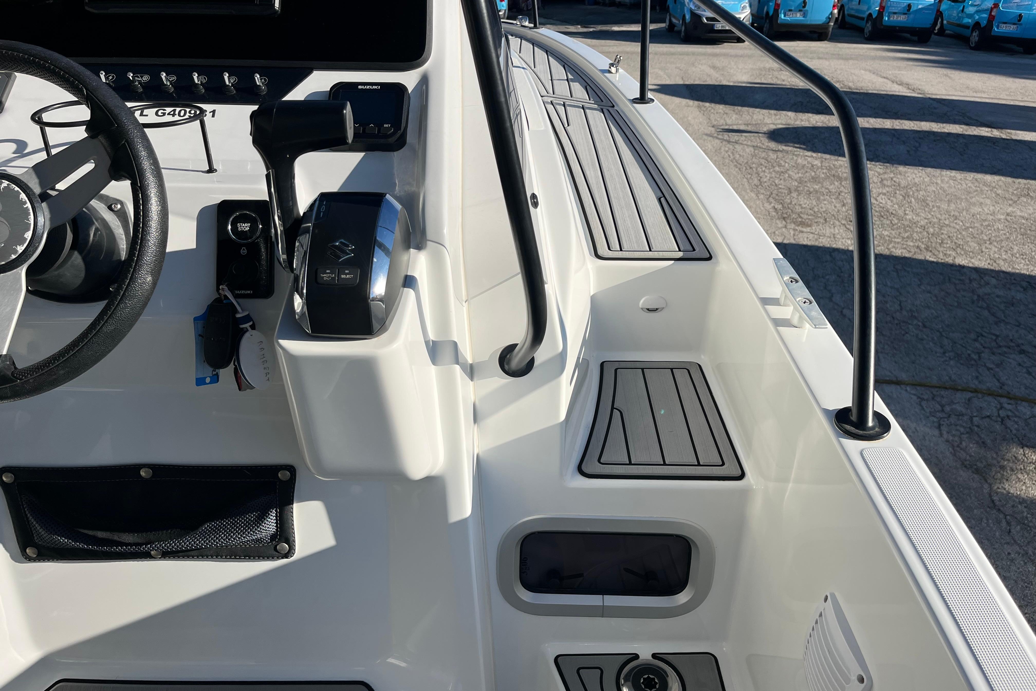 Beneteau Flyer 8 SUNdeck