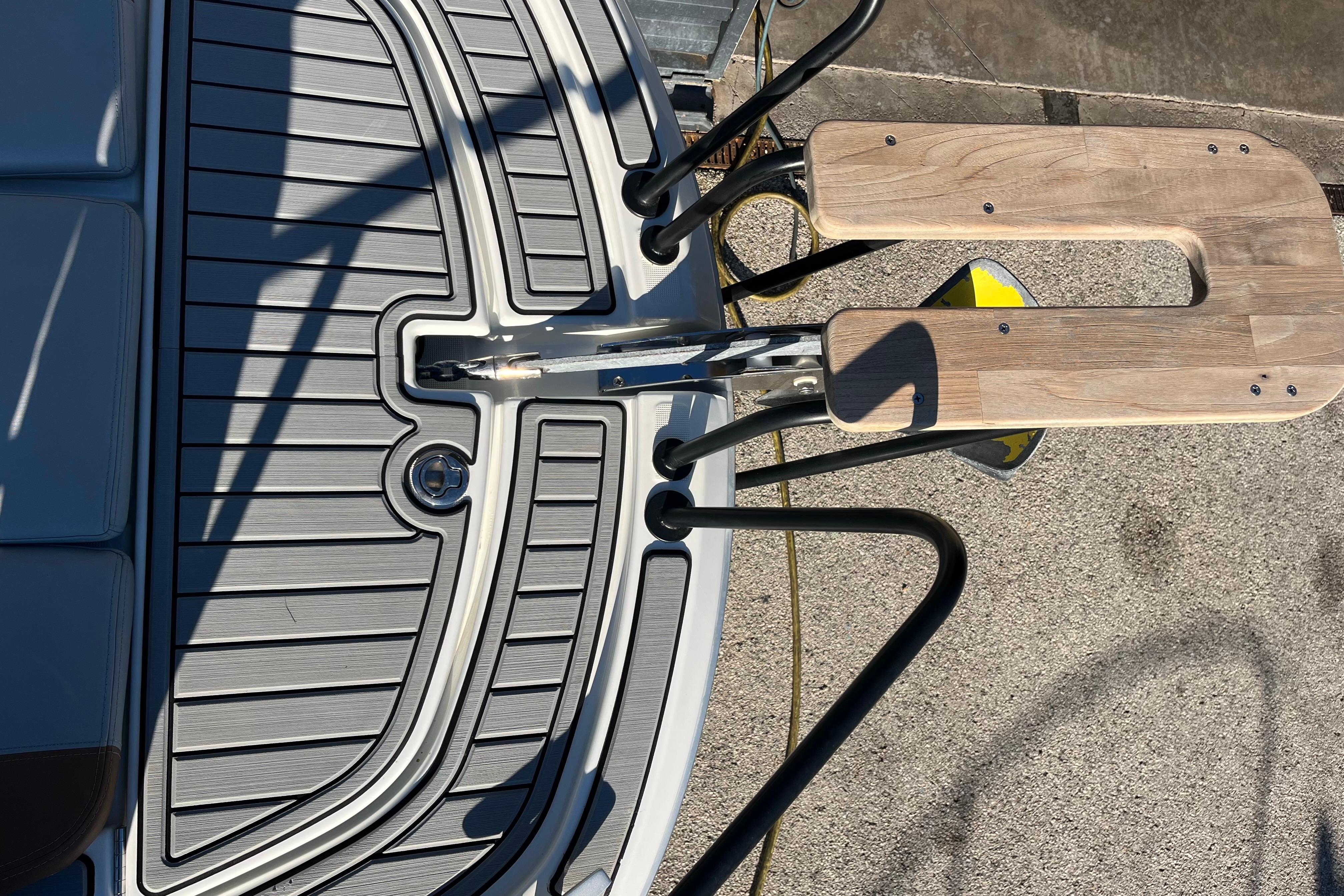 Beneteau Flyer 8 SUNdeck