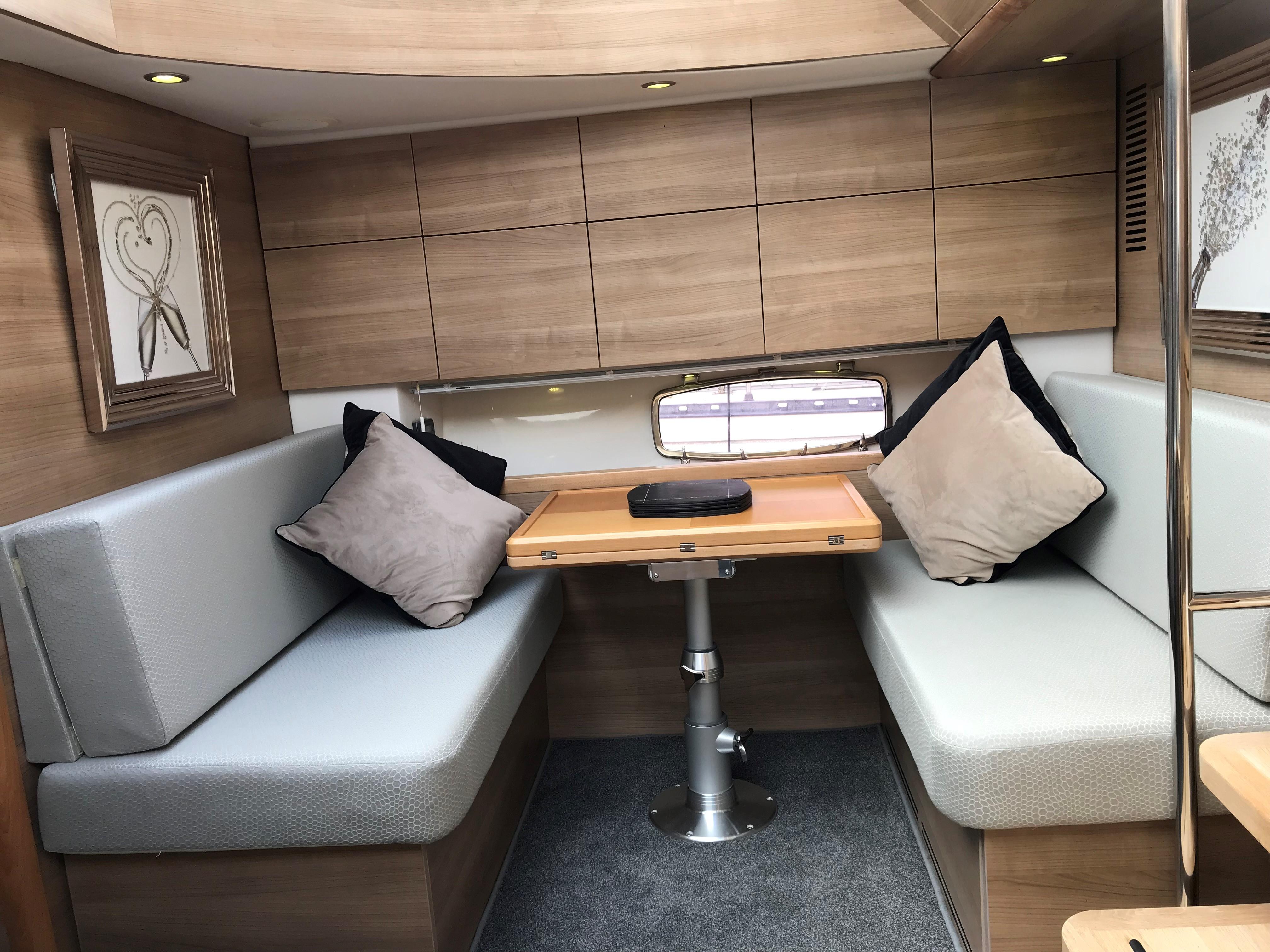 Sealine F46