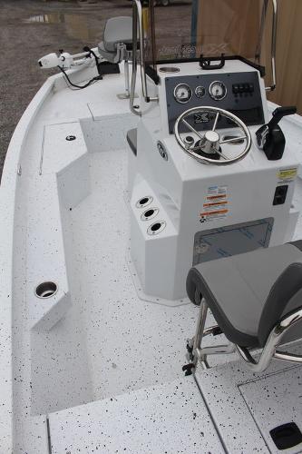 2021 Xpress boat for sale, model of the boat is H20B & Image # 6 of 10