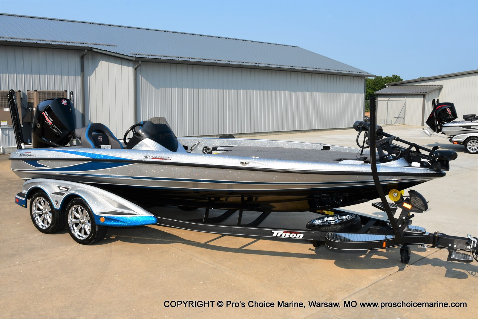 2021 Triton boat for sale, model of the boat is 21 TRX Patriot & Image # 12 of 50