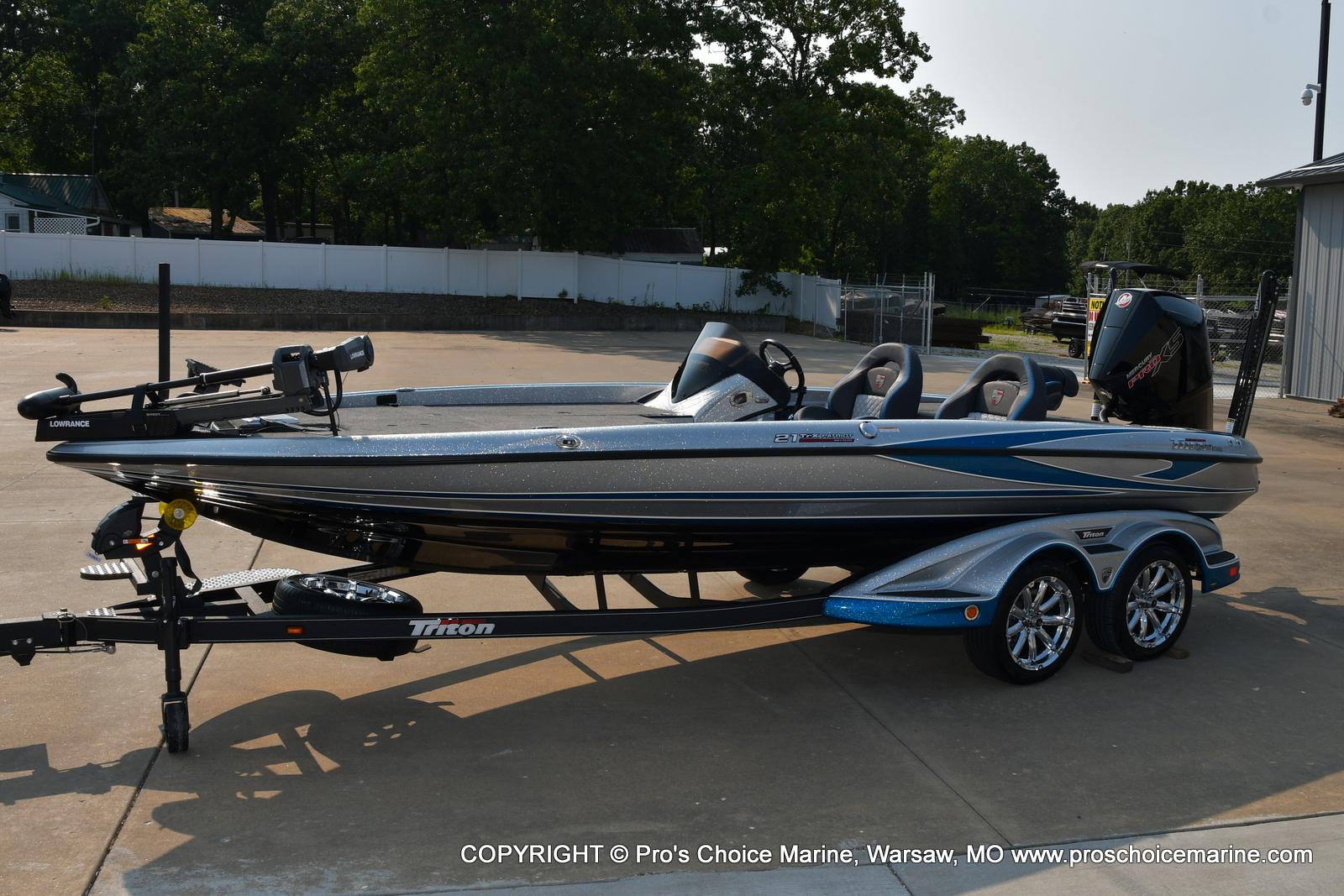 2021 Triton boat for sale, model of the boat is 21 TRX Patriot & Image # 36 of 50