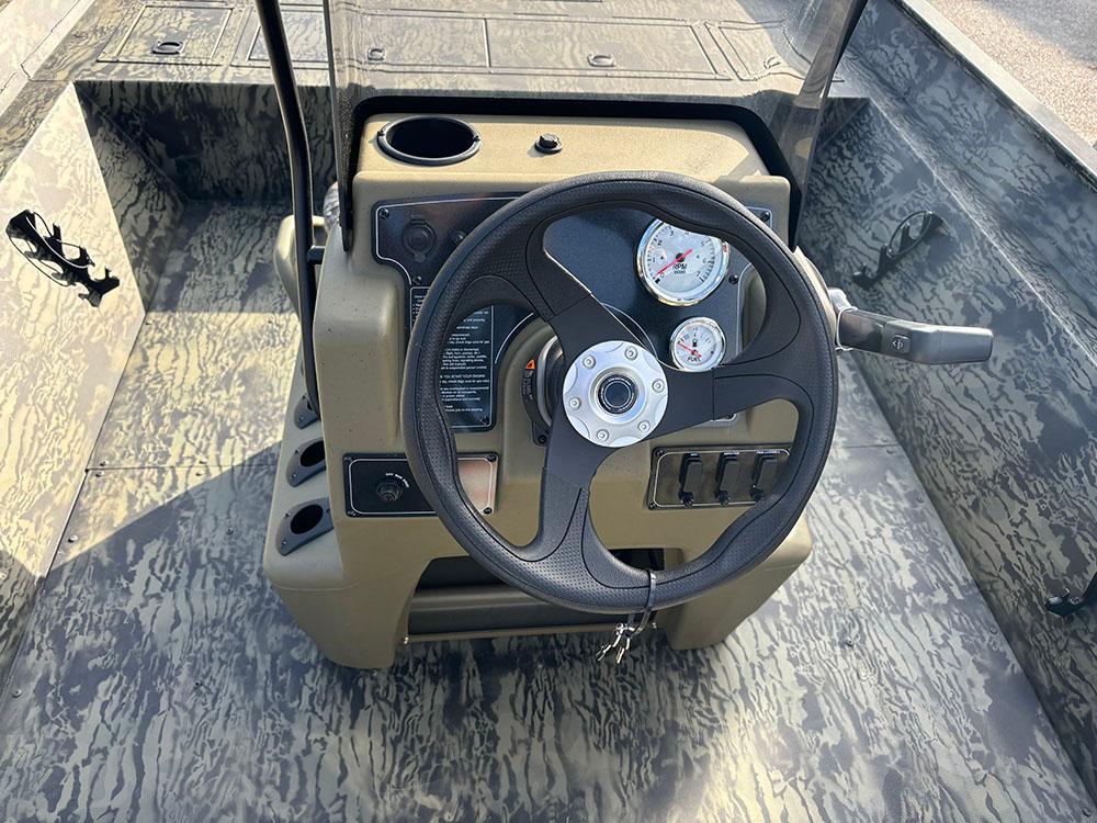 2025 Tracker® Boats Grizzly® 2072 CC