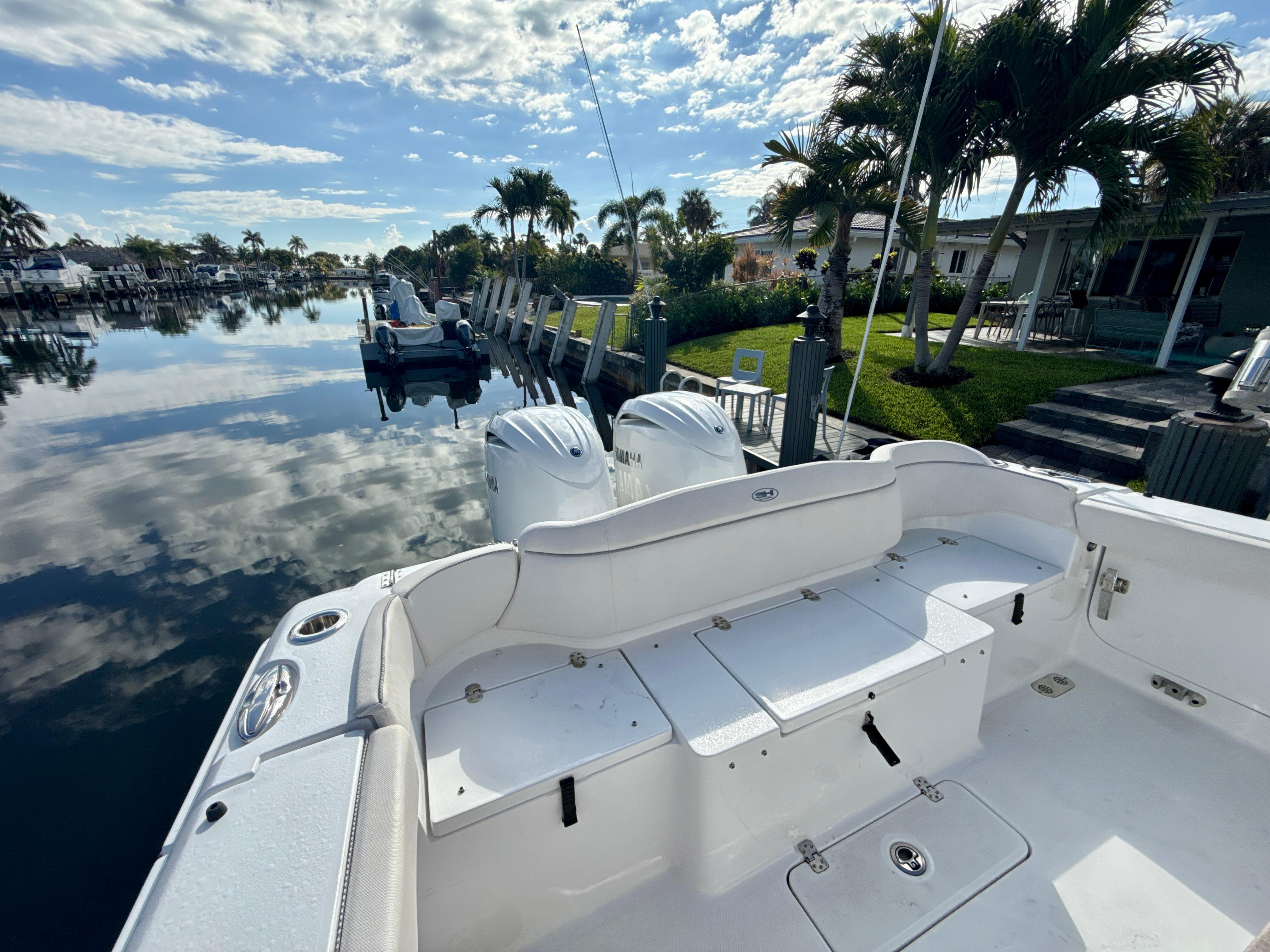 2024-sea-hunt-ultra-275-se-power-9696718-20250227152941212-1_XLARGE