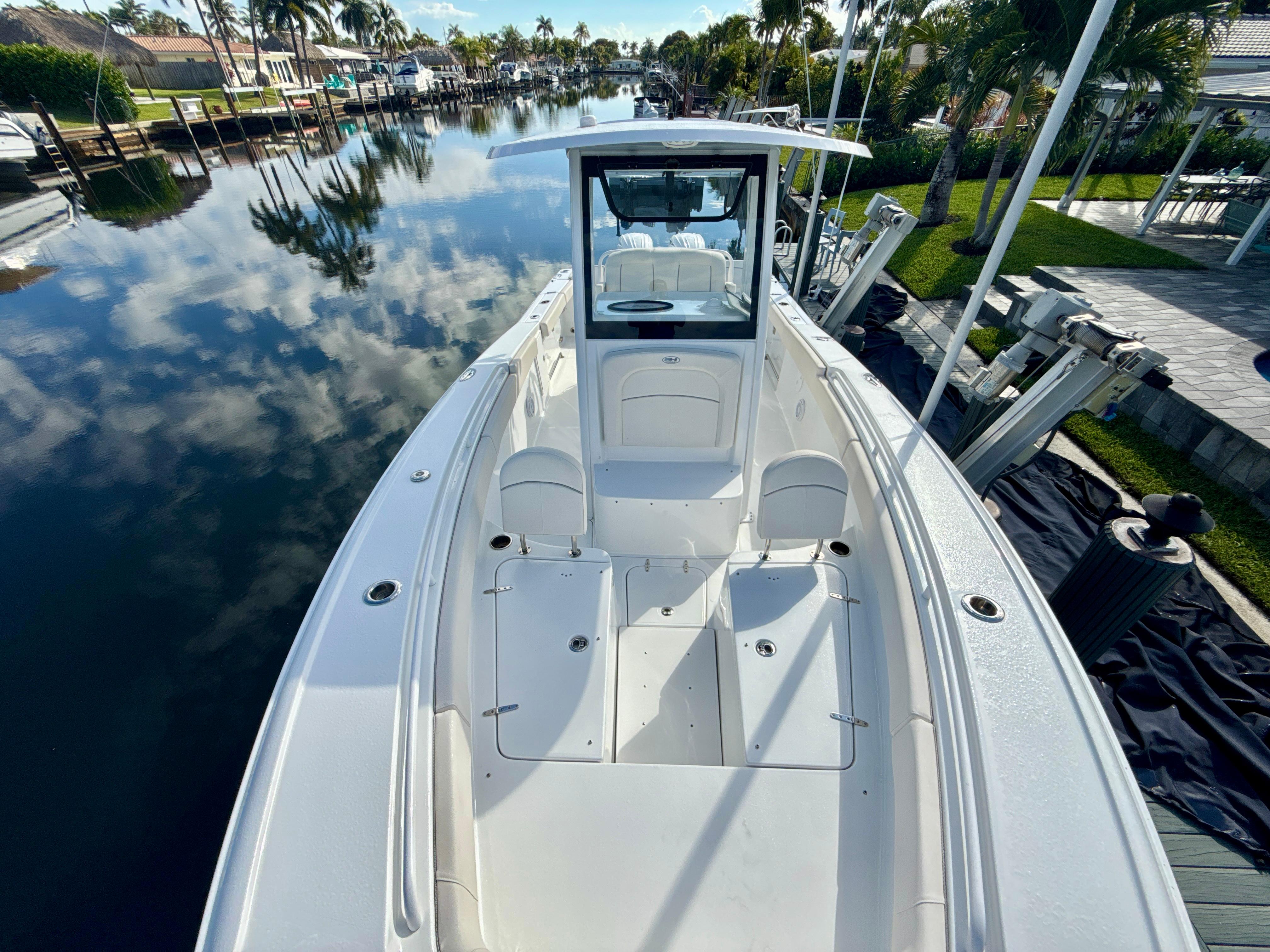2024-sea-hunt-ultra-275-se-power-9696718-20250227153153109-1_XLARGE