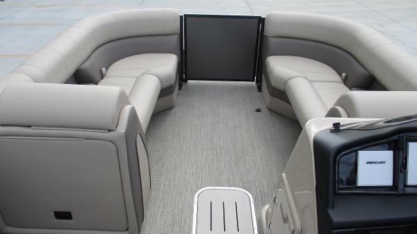 2021 Bentley boat for sale, model of the boat is Elite 223 Swingback (Full Tube) & Image # 33 of 52