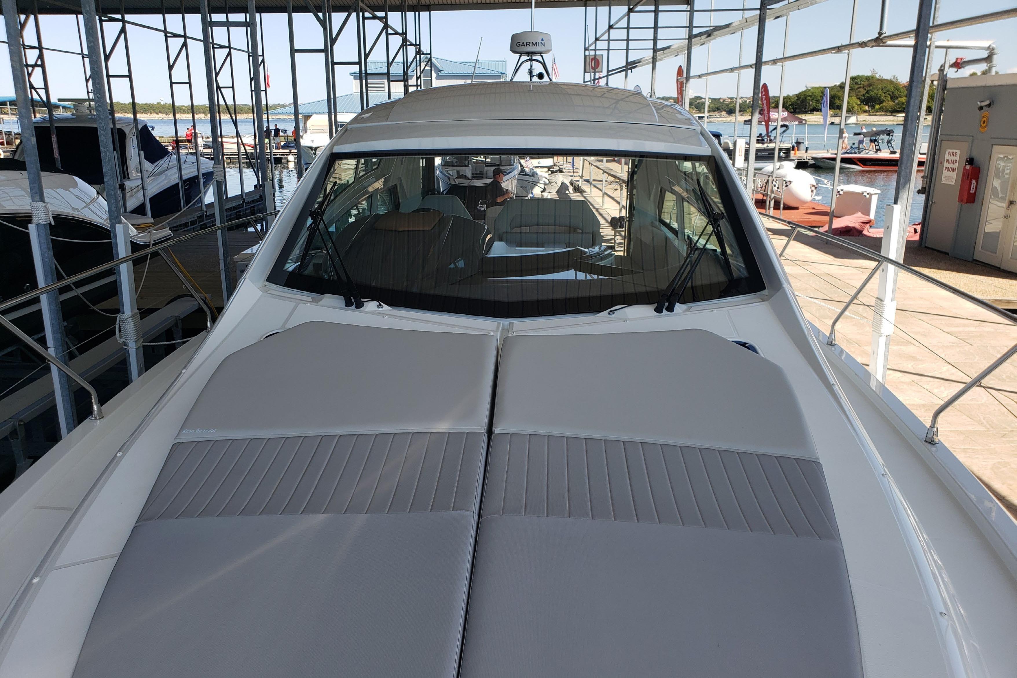 Yacht Photos Pics