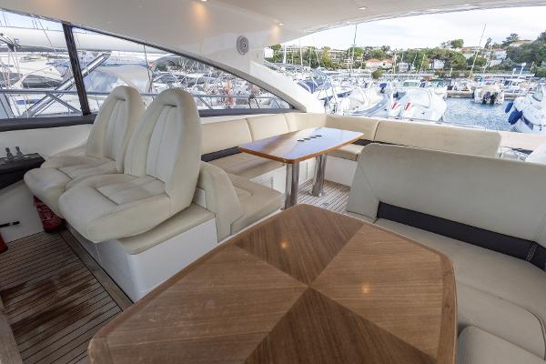 Princess Motor Yacht Sales - Used Princess V56