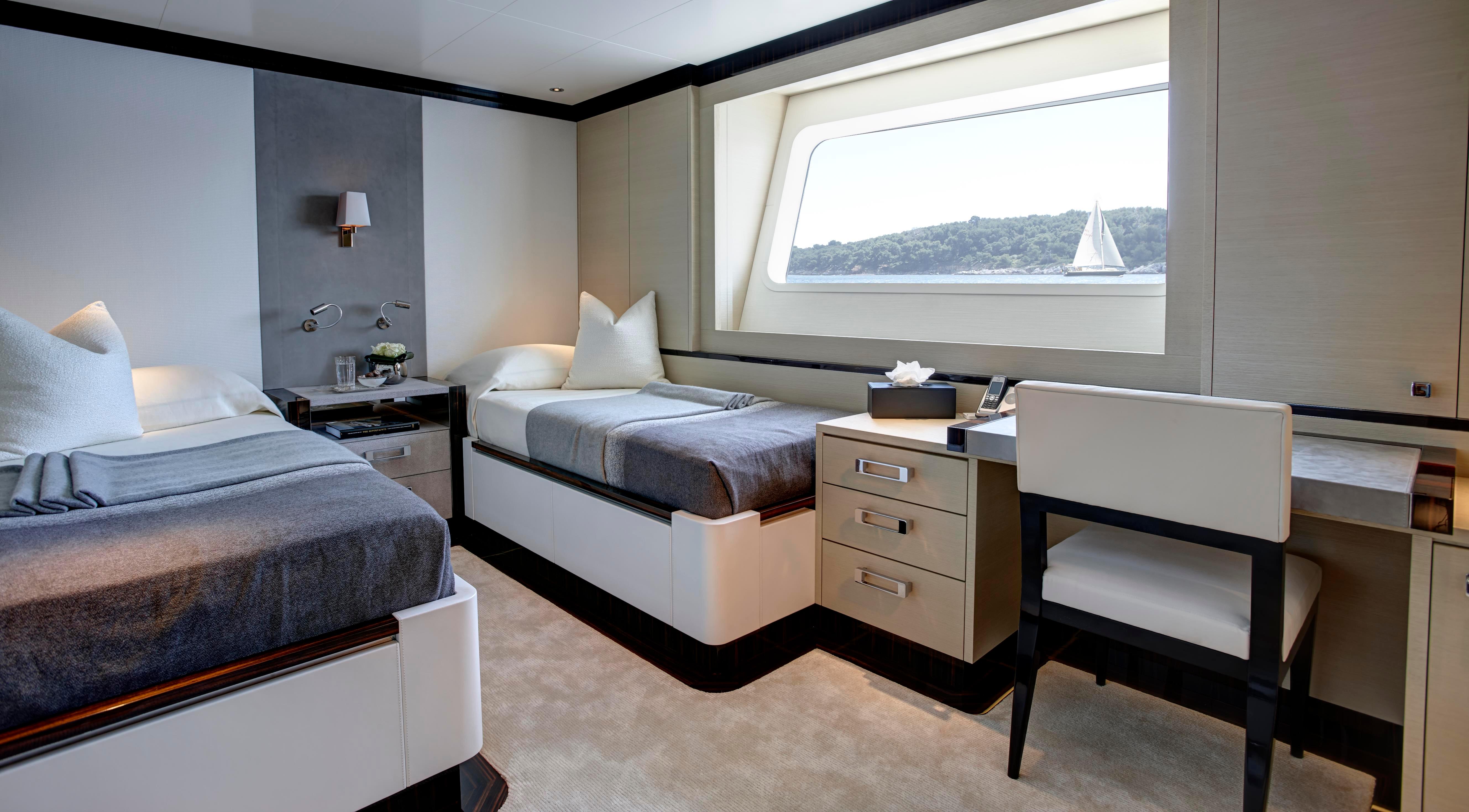 Feadship-EXCELLENCE V 2014-EXCELLENCE V W00-GB-9726725 | Thumbnail
