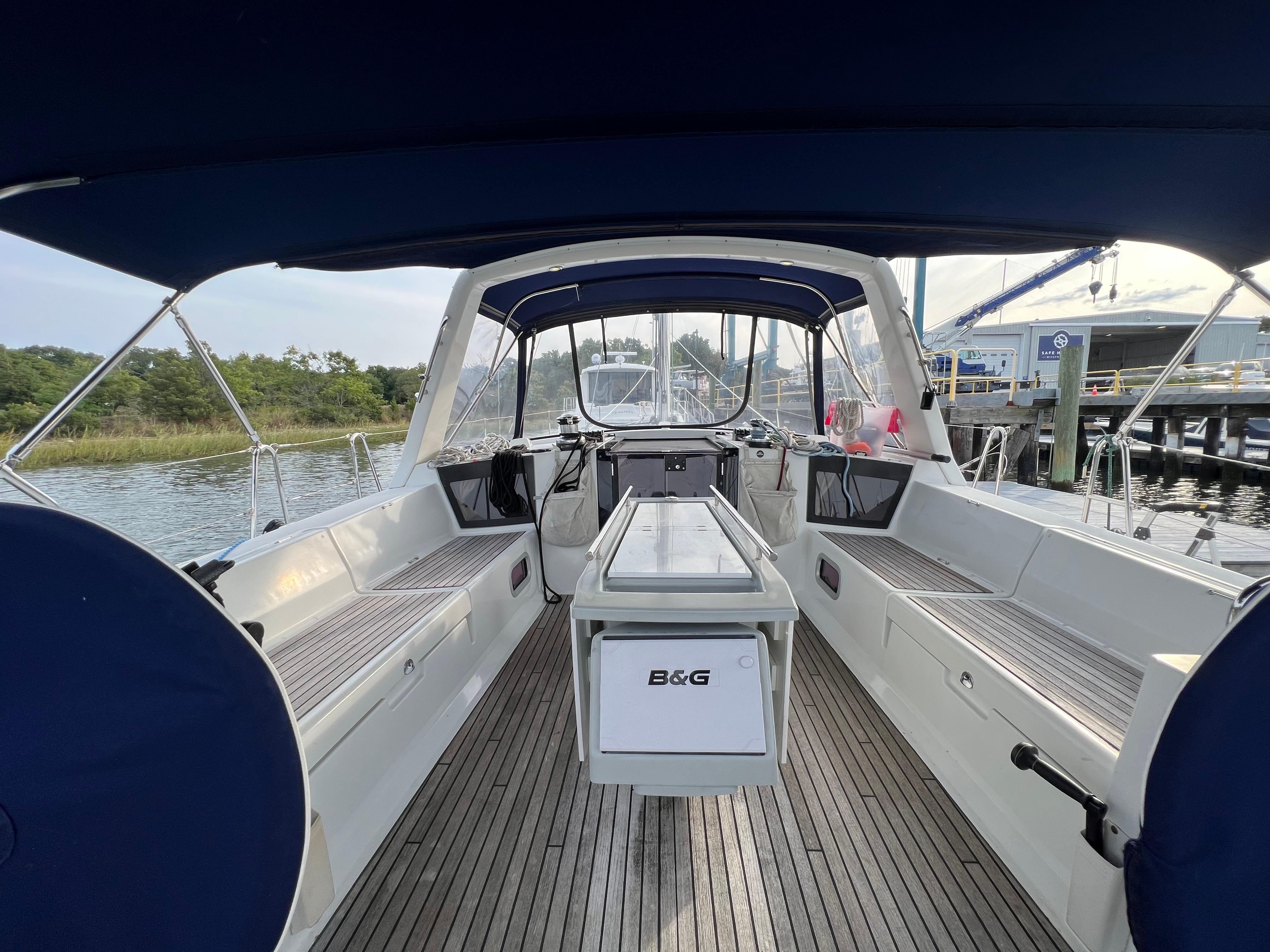 Yacht Photos Pics