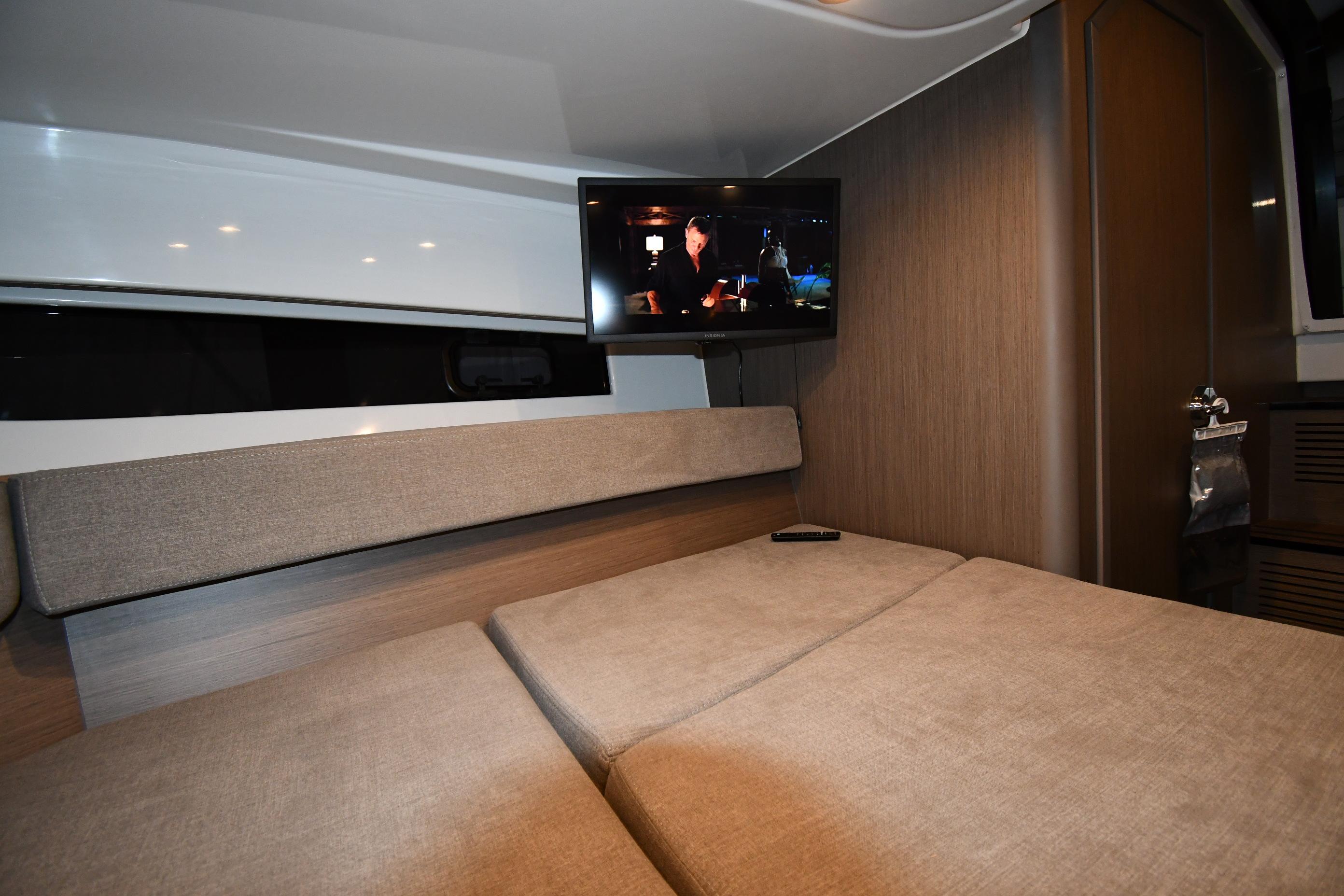 Yacht Photos Pics