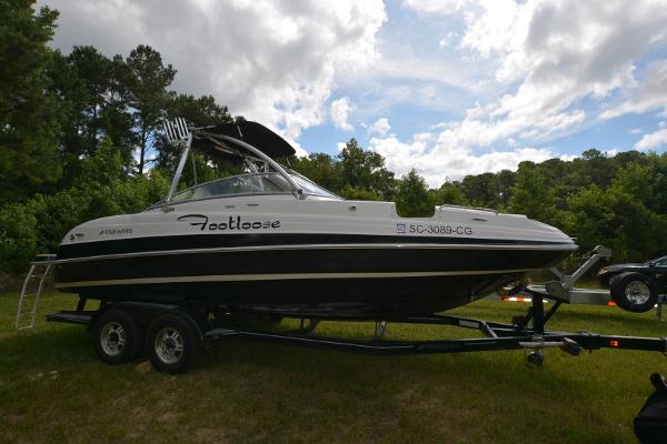 24' Four Winns, Listing Number 100917151, - Photo No. 2