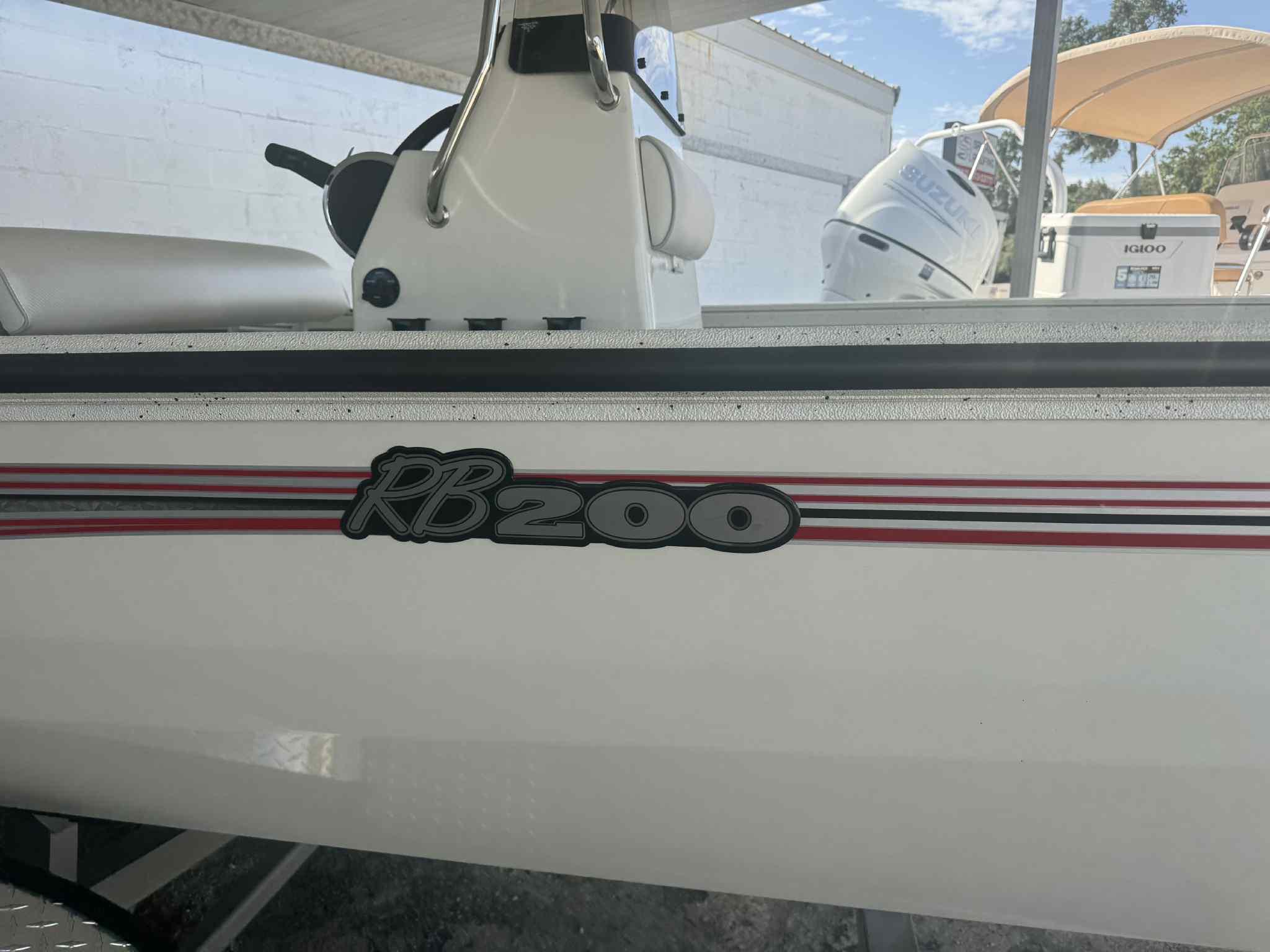2025 Ranger RB200-4