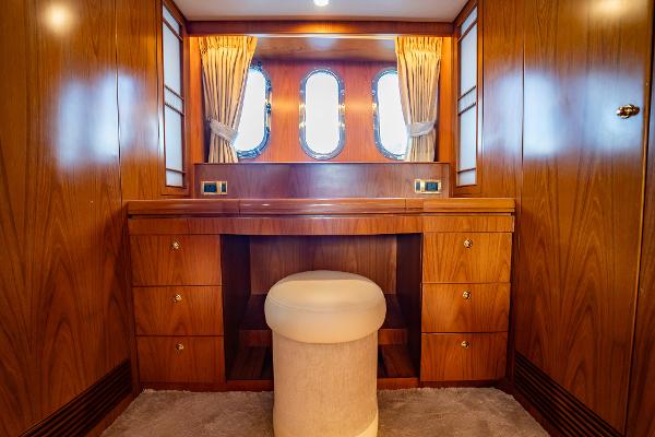 62' Horizon, Listing Number 100917667, - Photo No. 29