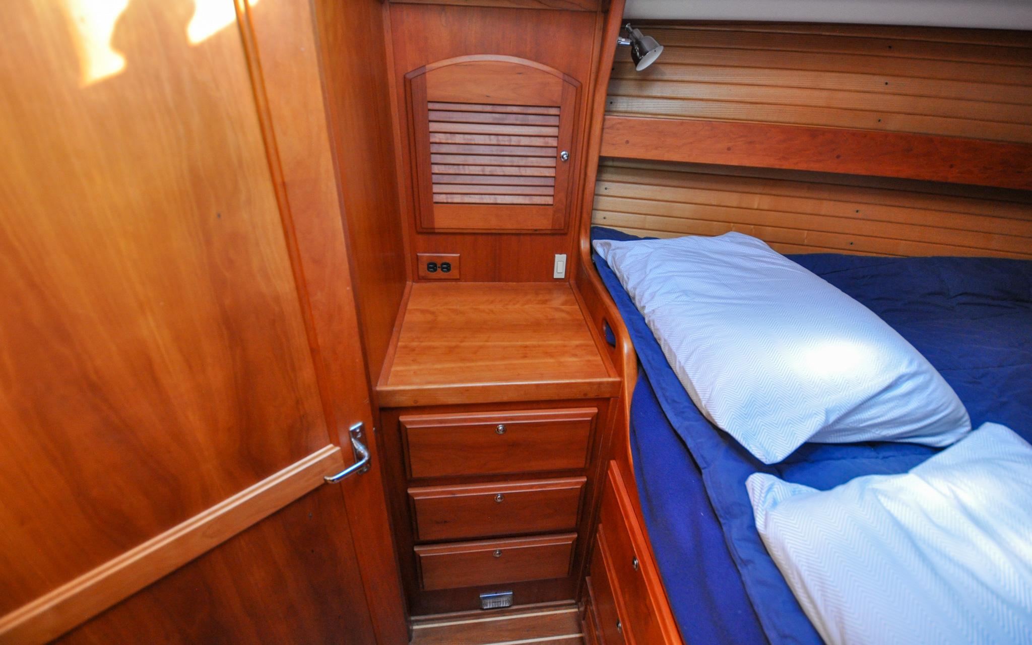 Jezebel Yacht Photos Pics Sabre 426 - Jezebel - Forward Cabin - Storage Locker