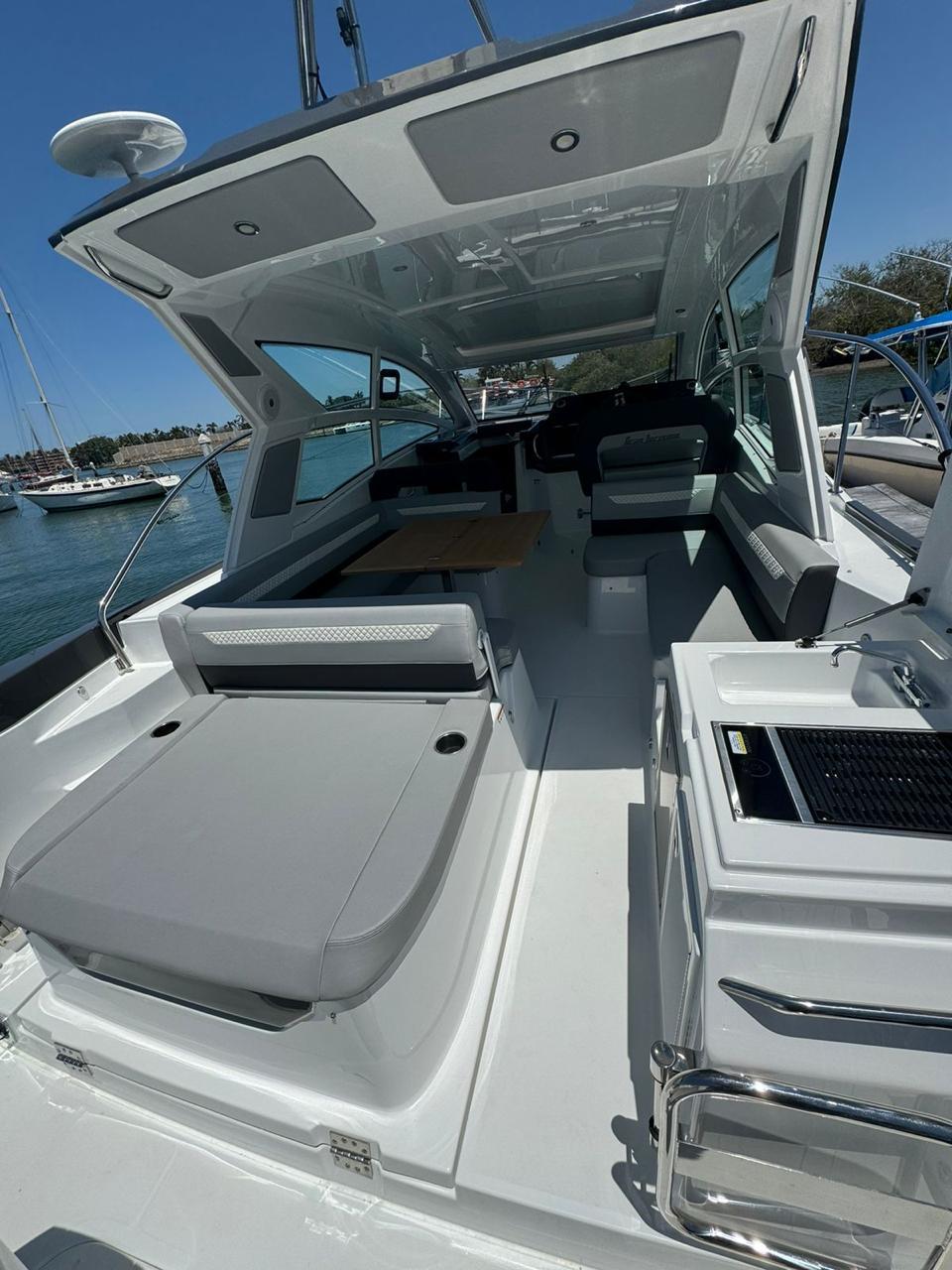 Yacht Photos Pics