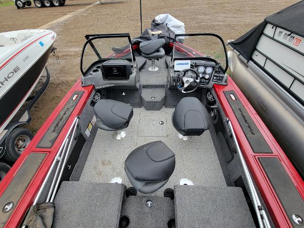 2020 Tracker Boats boat for sale, model of the boat is Targa 18 CB & Image # 6 of 14