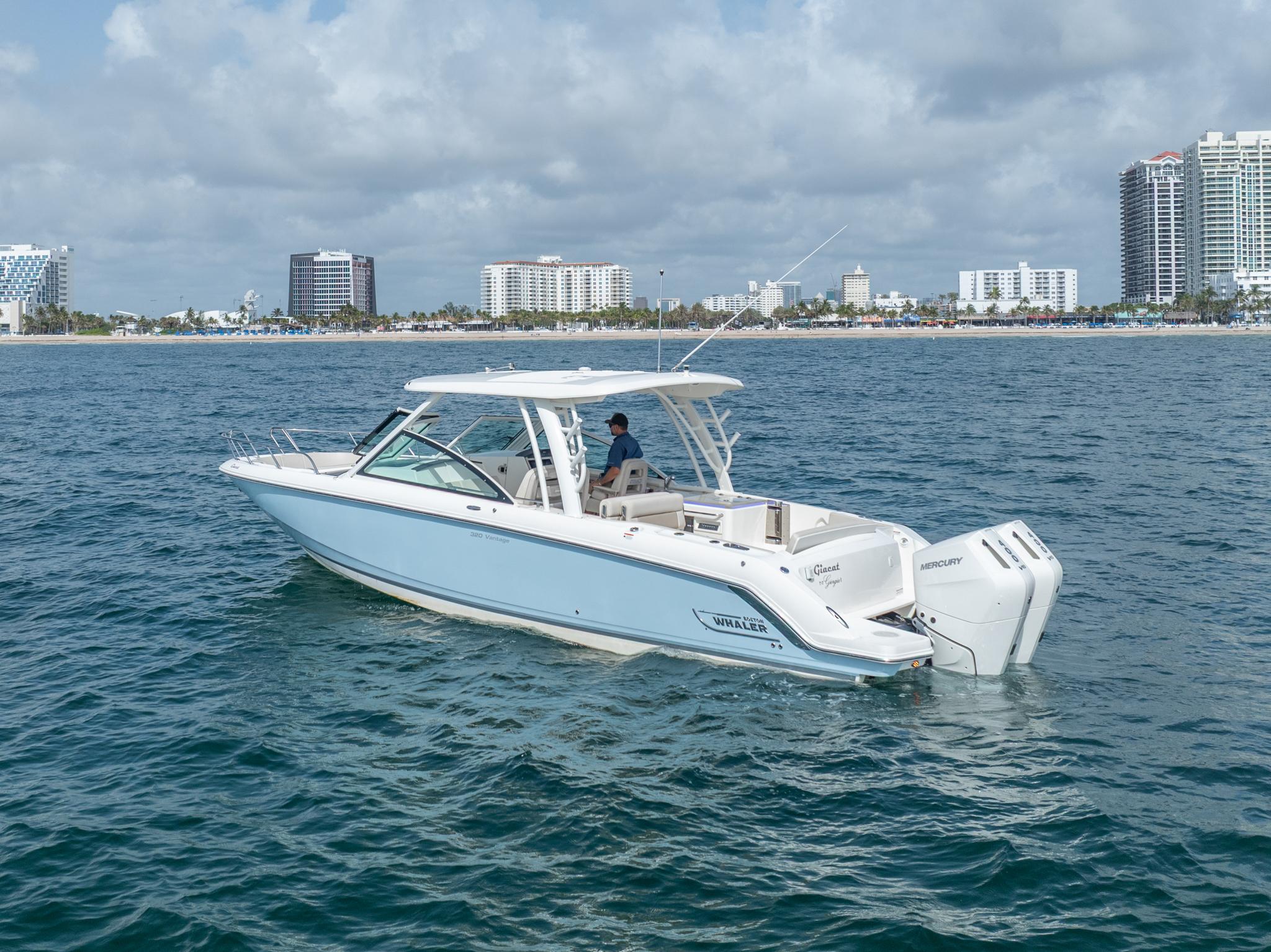2024-boston-whaler-320-vantage-power-9836749-20250617061610261-1