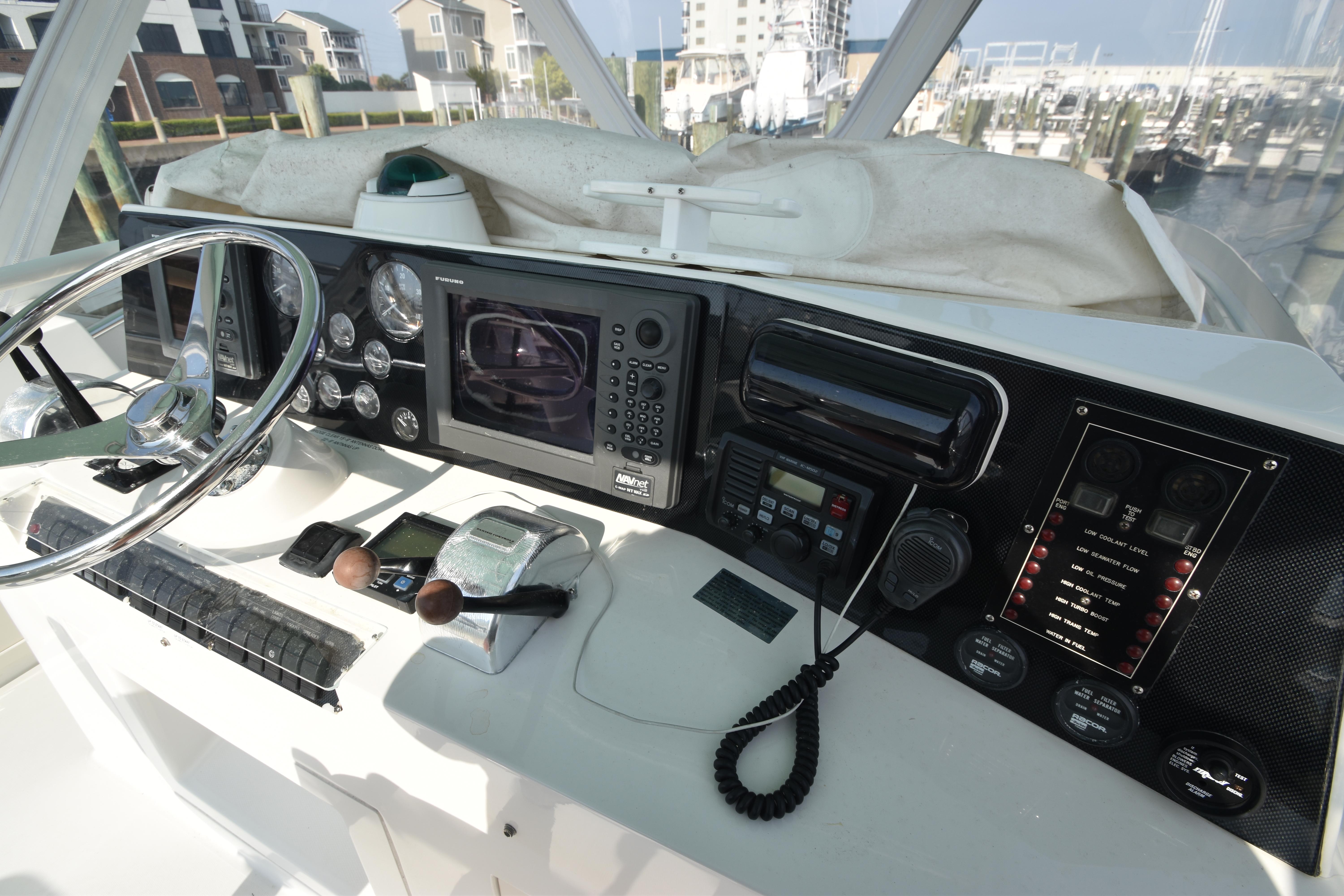 2002-jupiter-35-convertible-power-9796761-978356672-0-160520251222-26