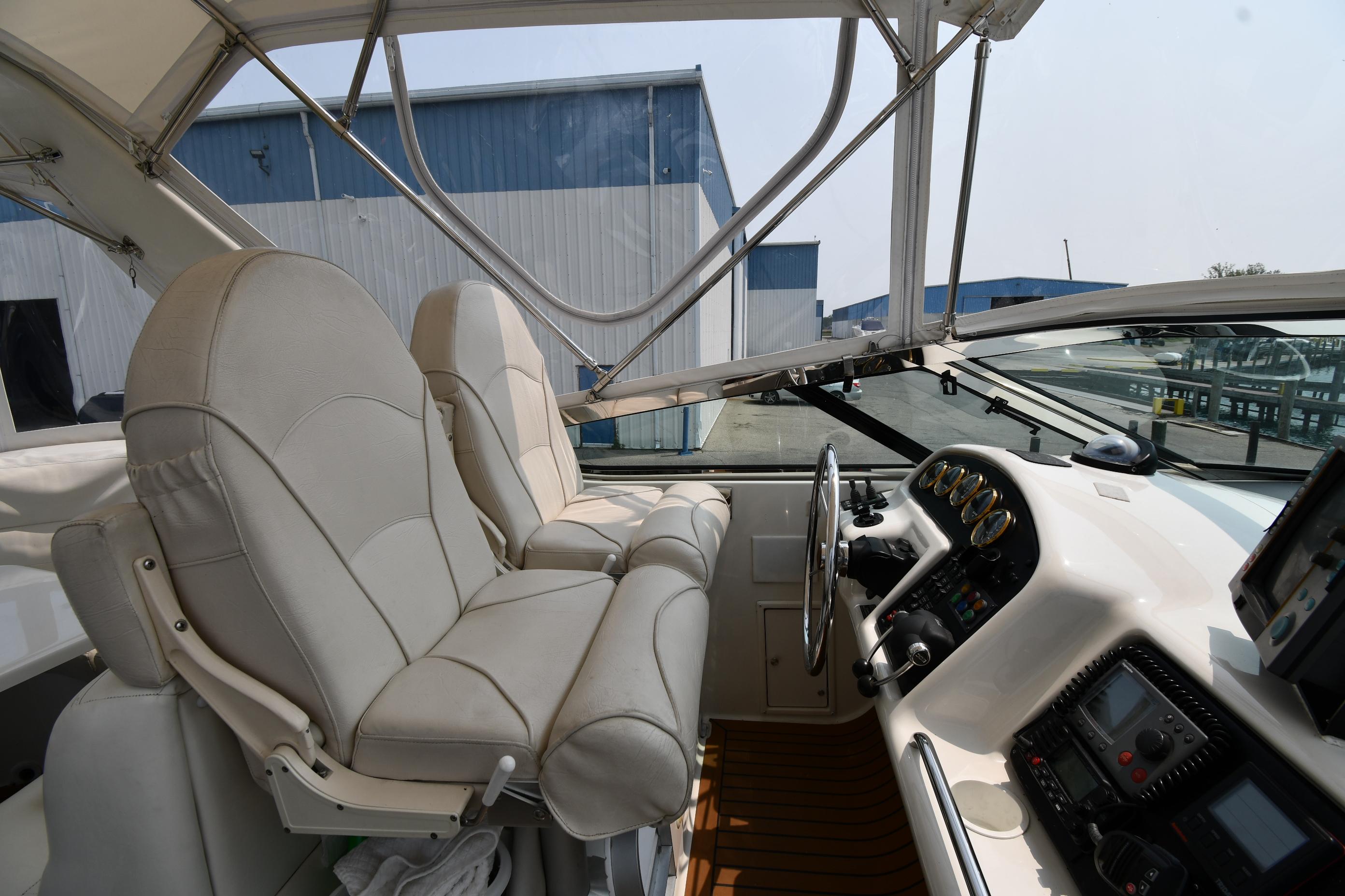 1998-carver-530-voyager-pilothouse-power-9826766-20250604115323862-1_XLARGE