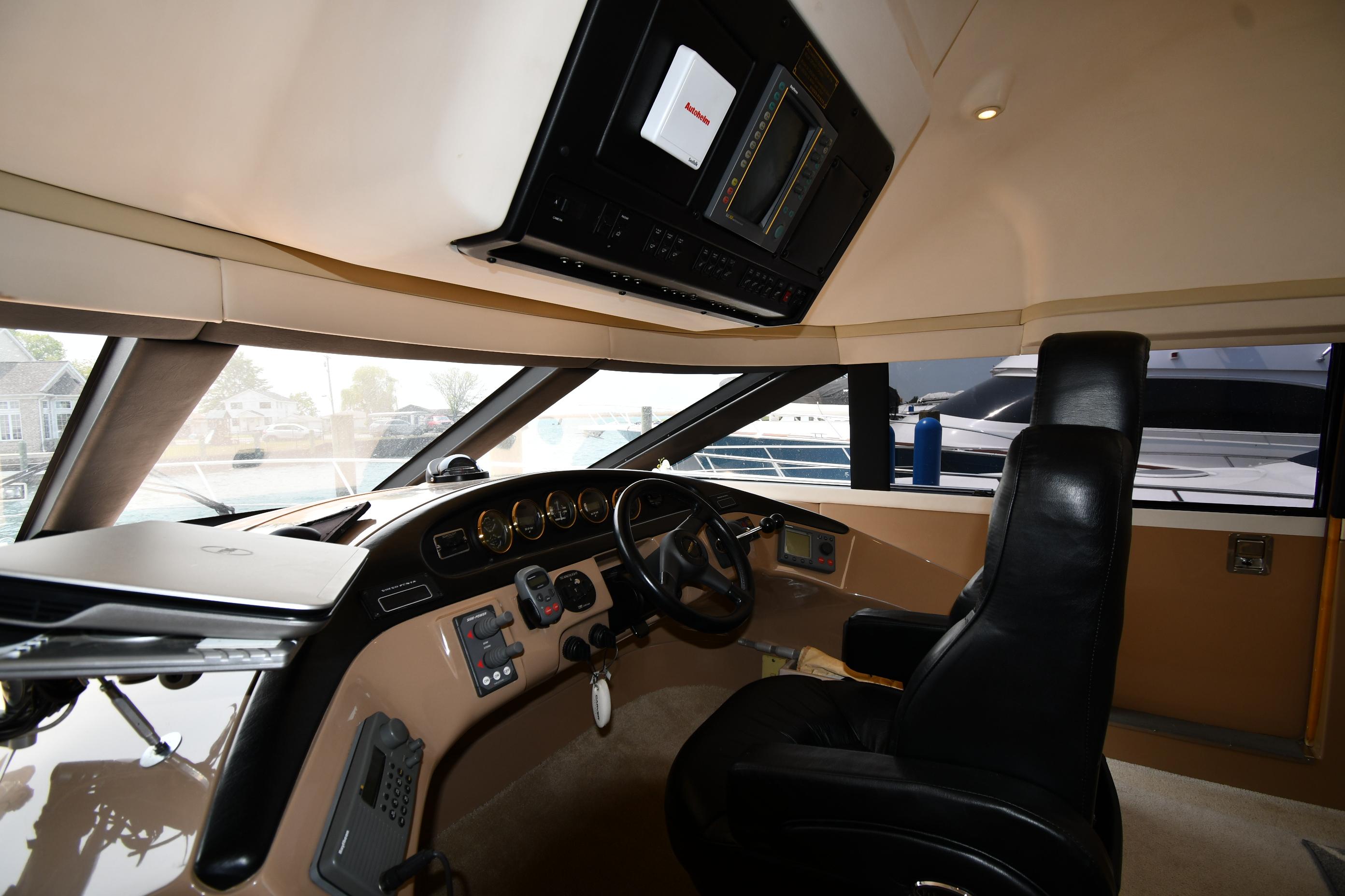 1998-carver-530-voyager-pilothouse-power-9826766-20250604115428098-1_XLARGE