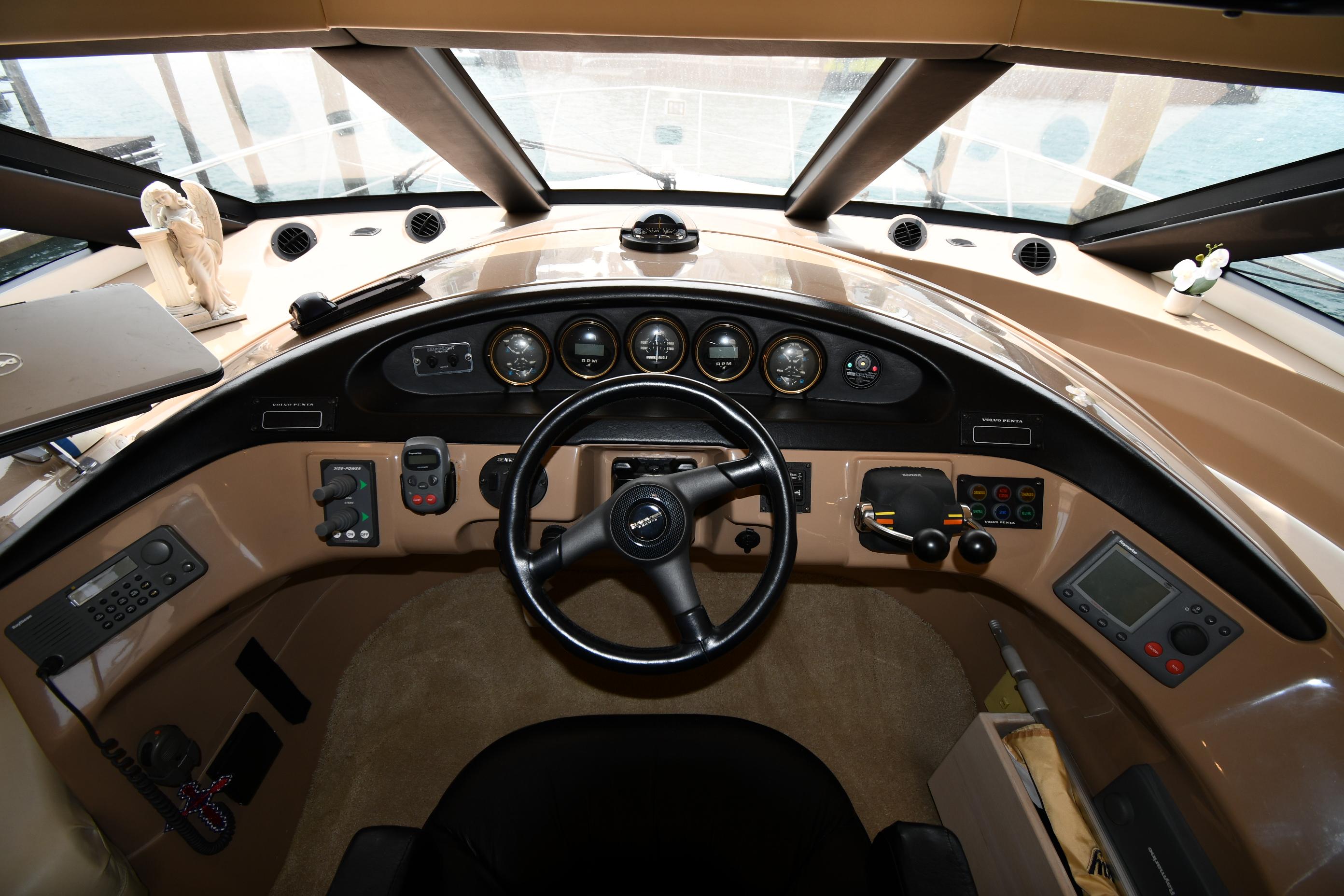 1998-carver-530-voyager-pilothouse-power-9826766-20250604115432068-1_XLARGE