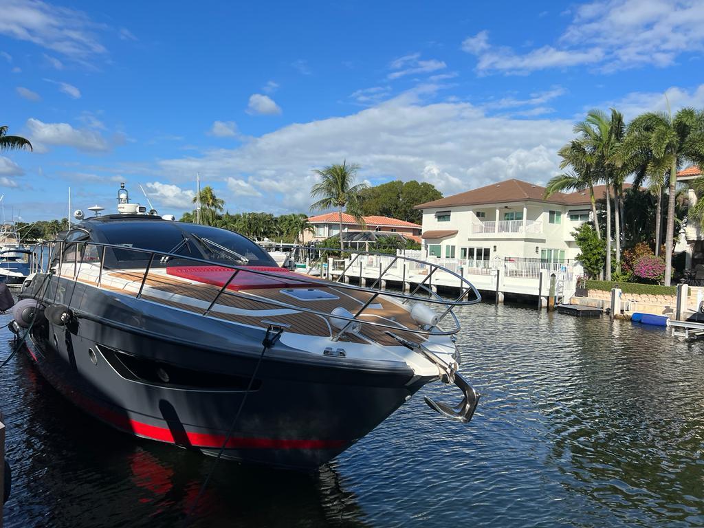 Yacht Photos Pics