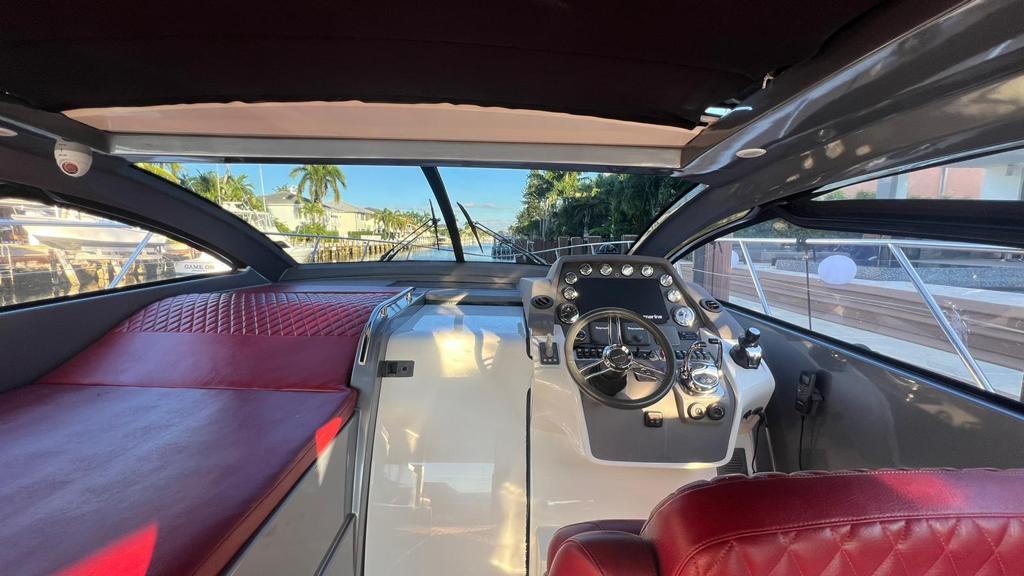 Yacht Photos Pics