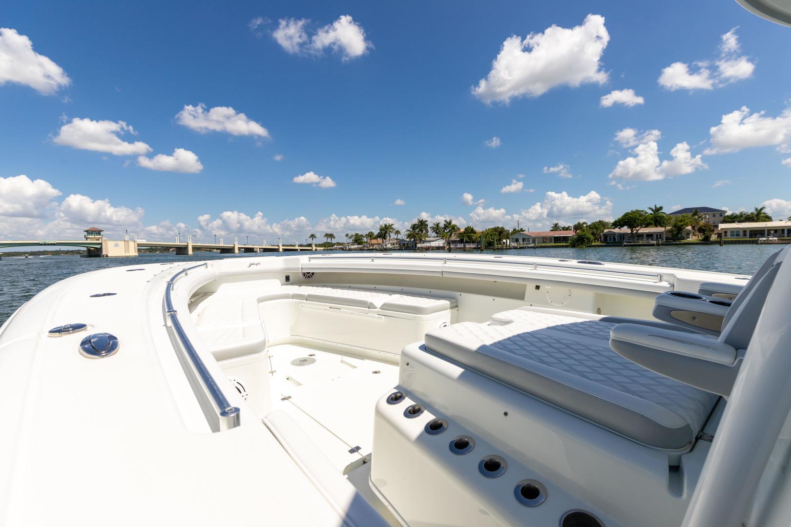2015 Yellowfin 42 Offshore 'Servpro'