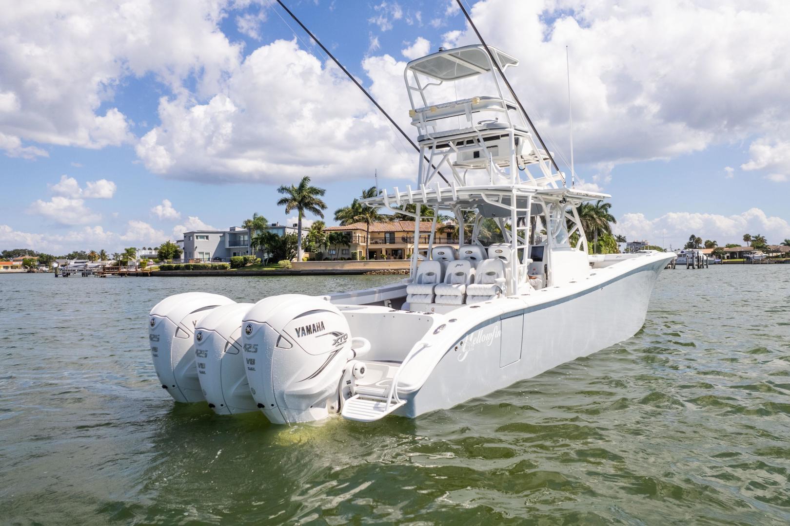 2015 Yellowfin 42 Offshore 'Servpro'