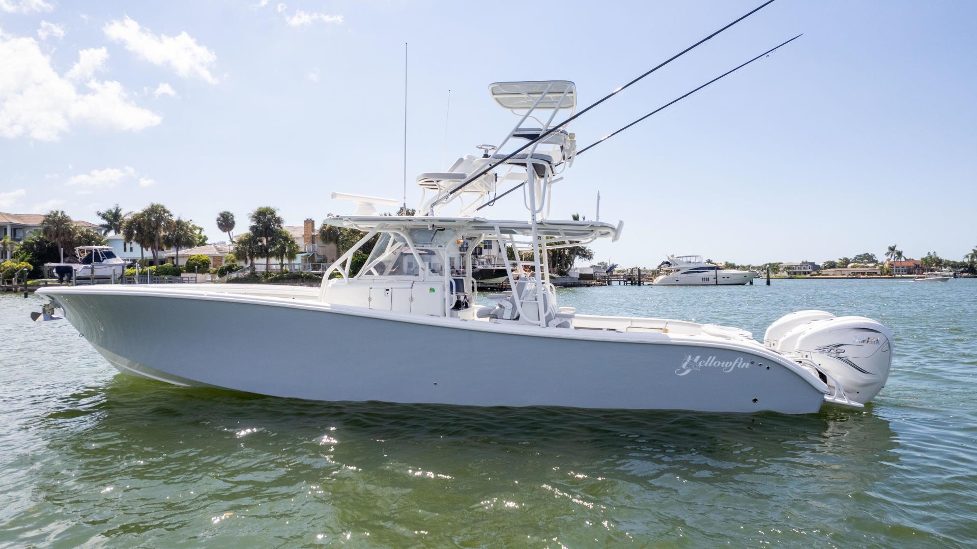 2015 Yellowfin 42 Offshore 'Servpro'