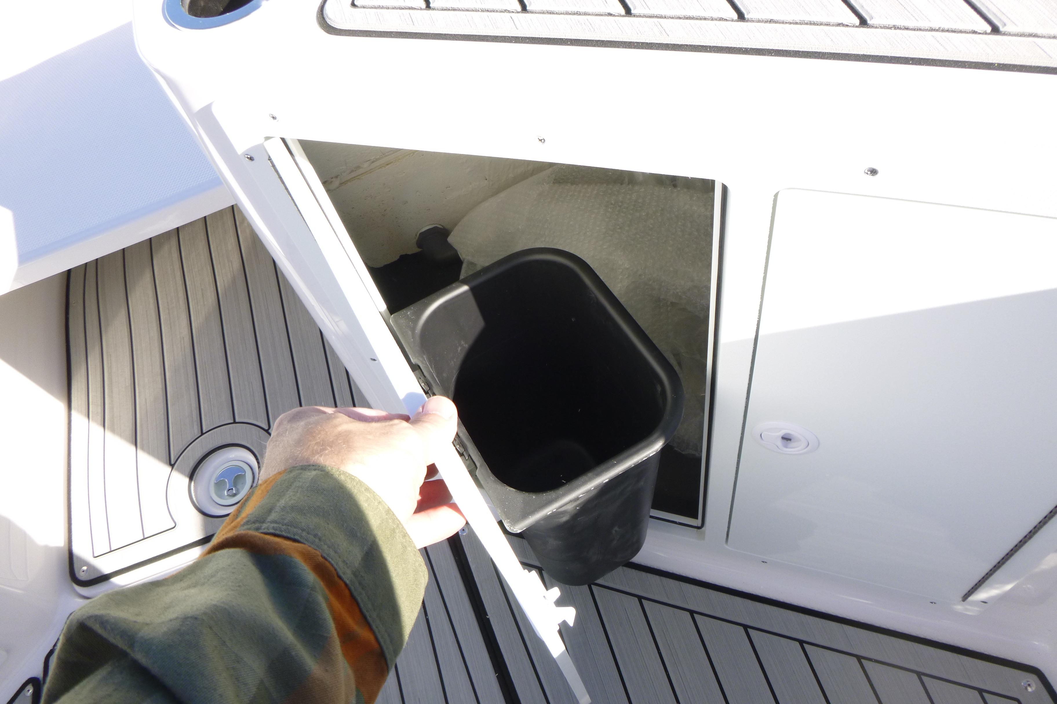 2026 Yamaha Boats 222 FSH Sport E Gallery