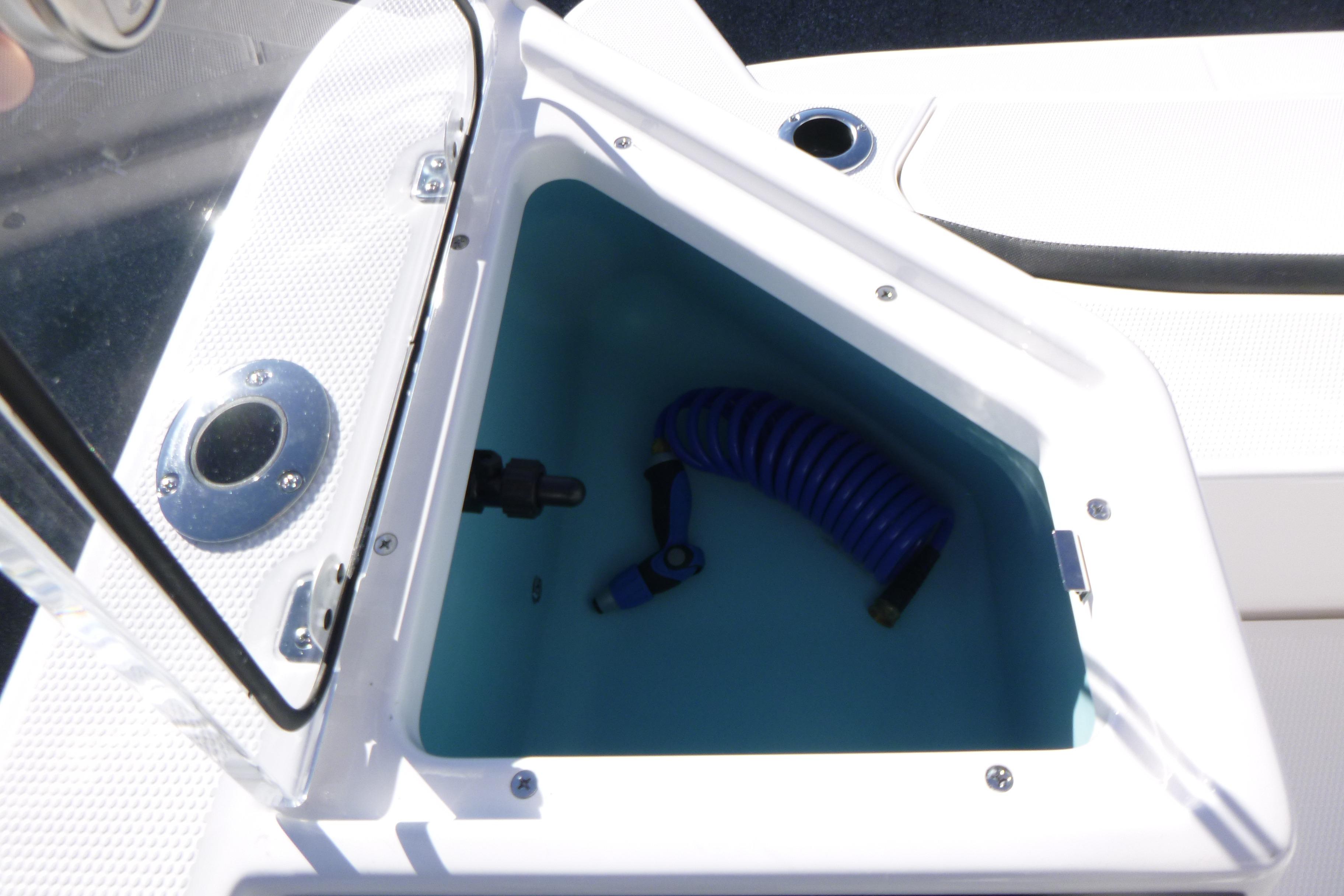 2026 Yamaha Boats 222 FSH Sport E Gallery