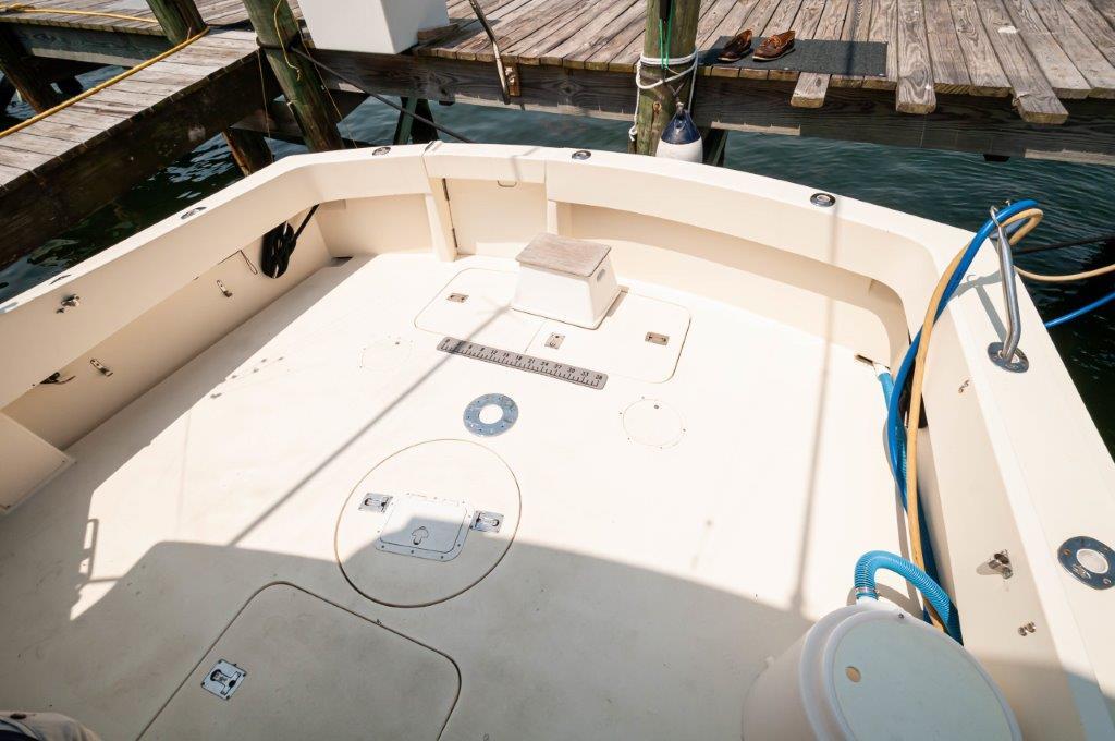 1991 Hatteras 45 Convertible  REEL BROKE Cockpit 3