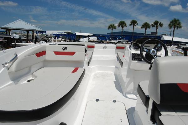 2021 Hurricane boat for sale, model of the boat is SS185 & Image # 7 of 12