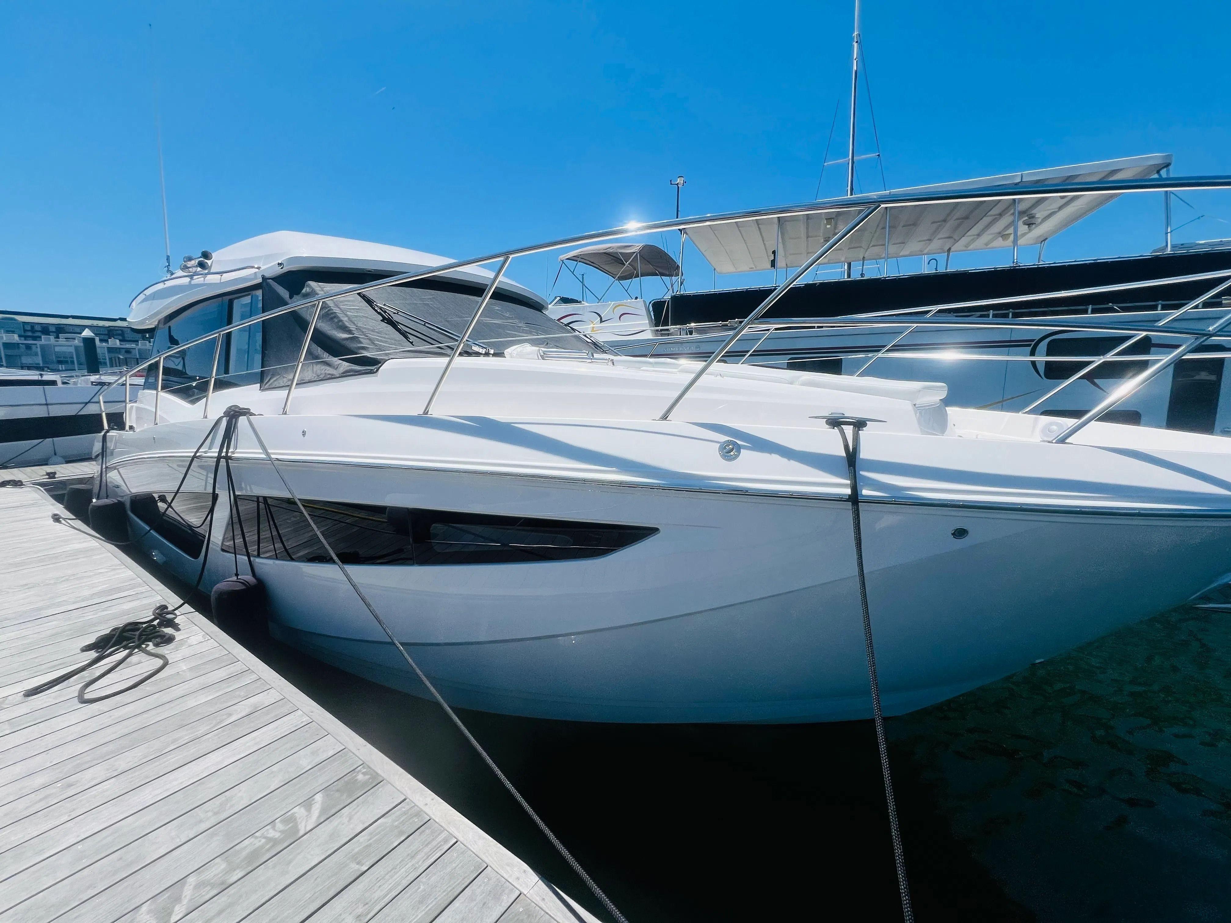 Photo of 2025 Regal 42'