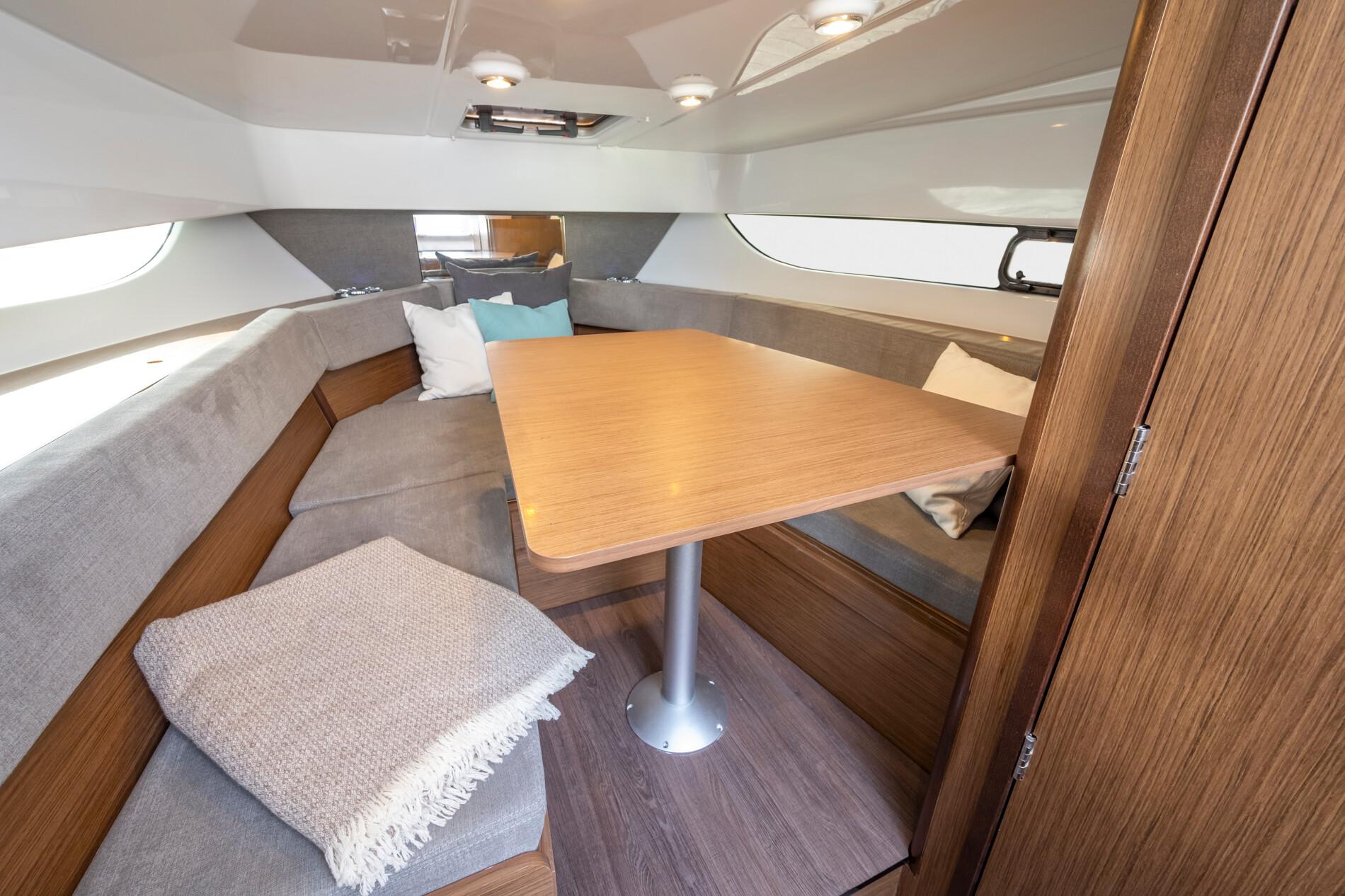 Yacht Photos Pics