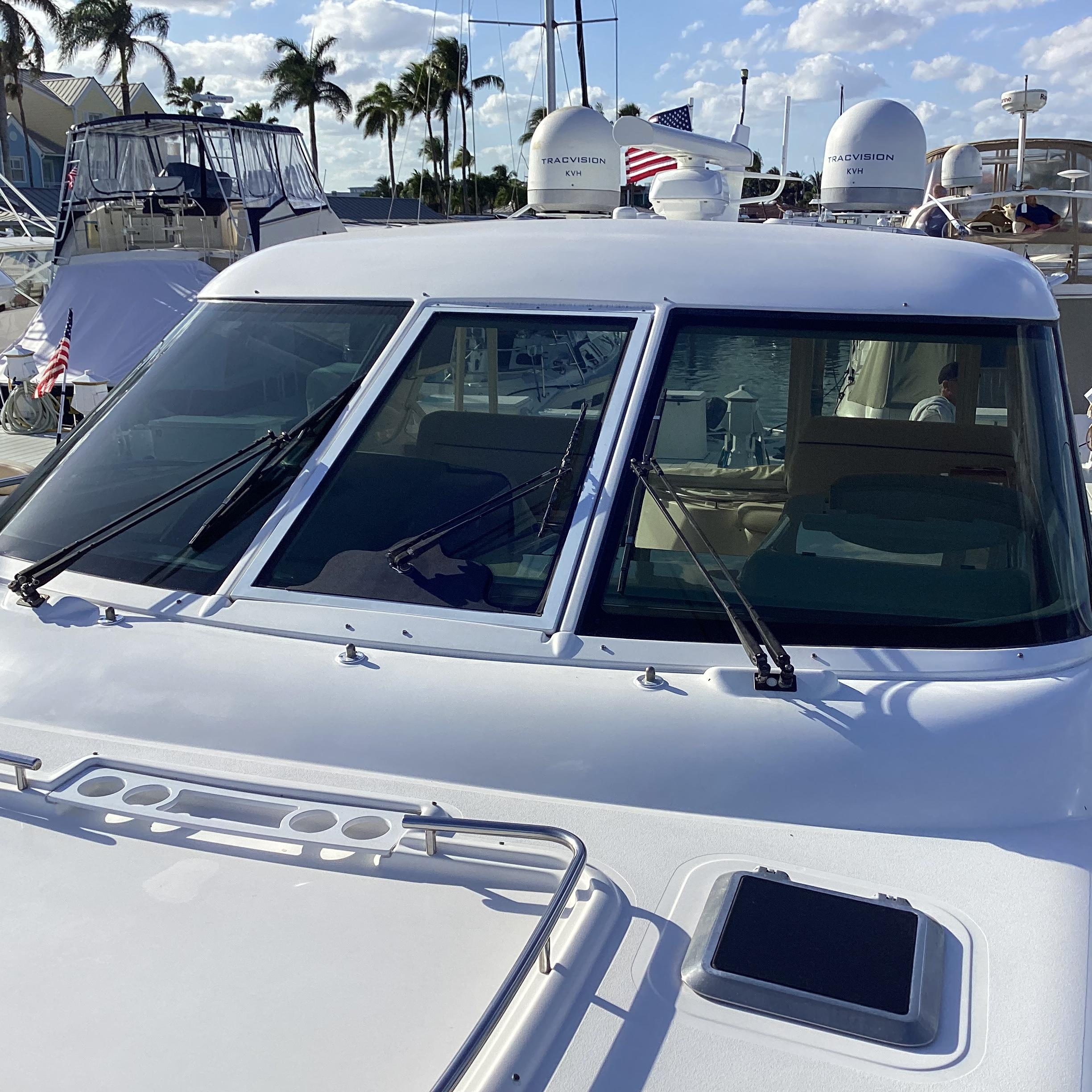 Tiara Yachts-4400 Sovran 2004-CC Rider FL-US-New Tint-9631623 | Thumbnail