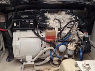 Tiara Yachts-4400 Sovran 2004-CC Rider FL-US-Engine compartment of 2004 Tiara Yachts 4400 Sovran, showcasing mechanical components and wiring.-9631623 | Thumbnail