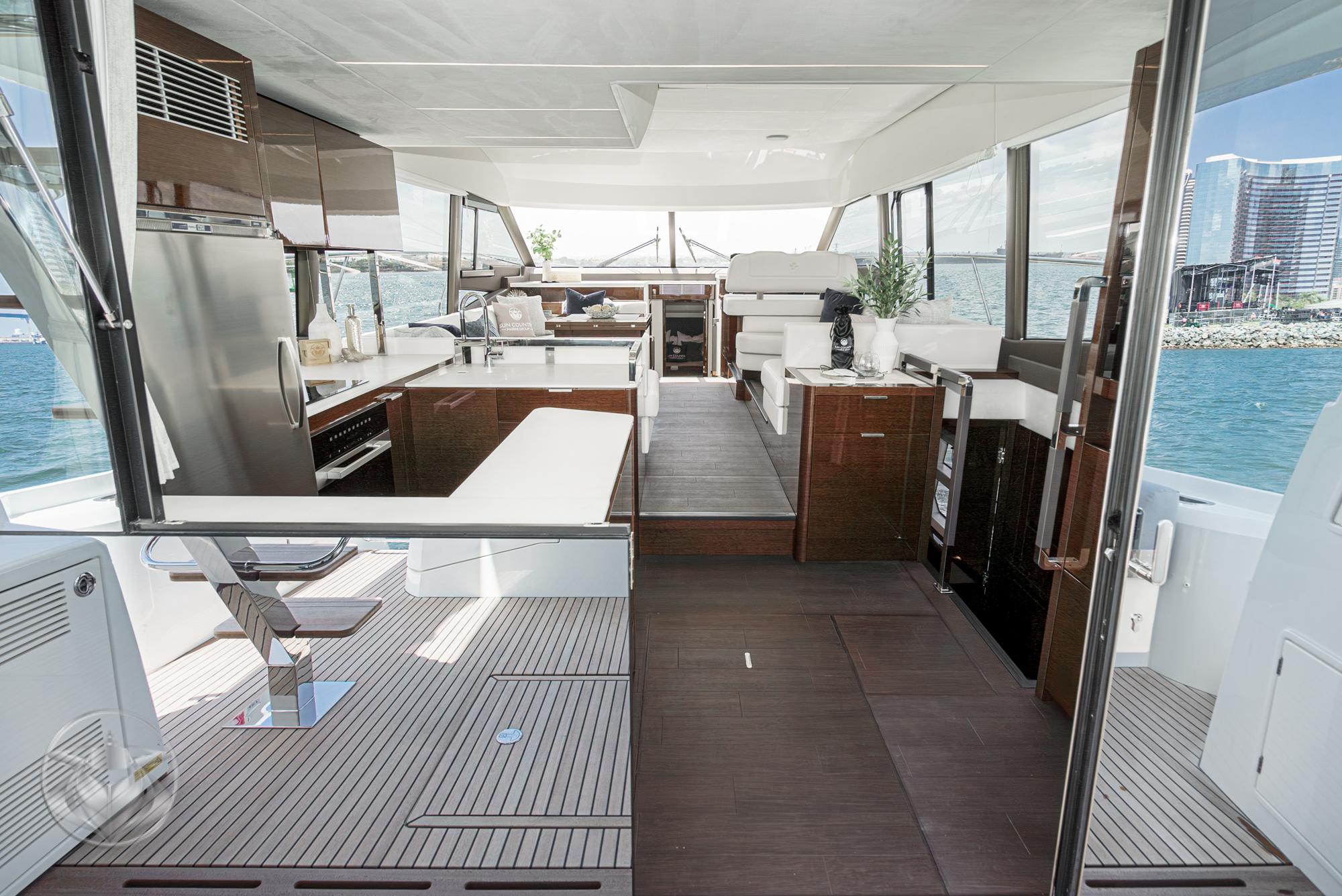 2024 Prestige 590 Fly #PR124A-24 inventory image at Sun Country Yachts, San Diego Marriott Marquis 2024 Prestige 590 Fly #PR124A-24 inventory image at Sun Country Yachts, San Diego Marriott Marquis