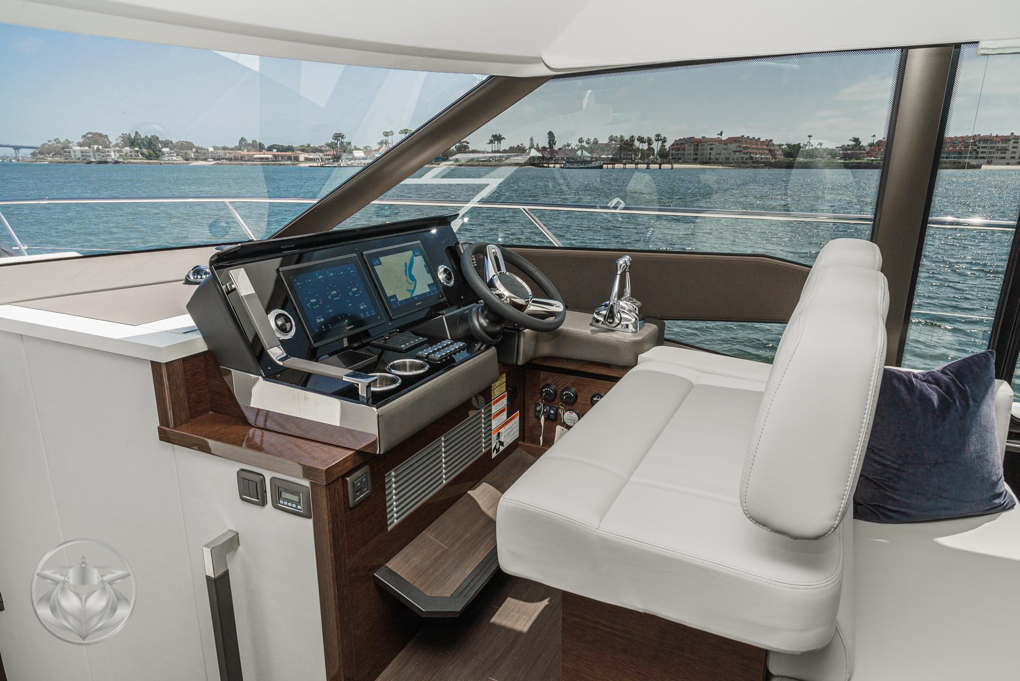 2024 Prestige 590 Fly #PR124A-24 inventory image at Sun Country Yachts, San Diego Marriott Marquis 2024 Prestige 590 Fly #PR124A-24 inventory image at Sun Country Yachts, San Diego Marriott Marquis