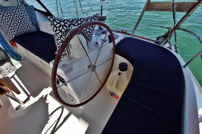 Yacht Photos Pics